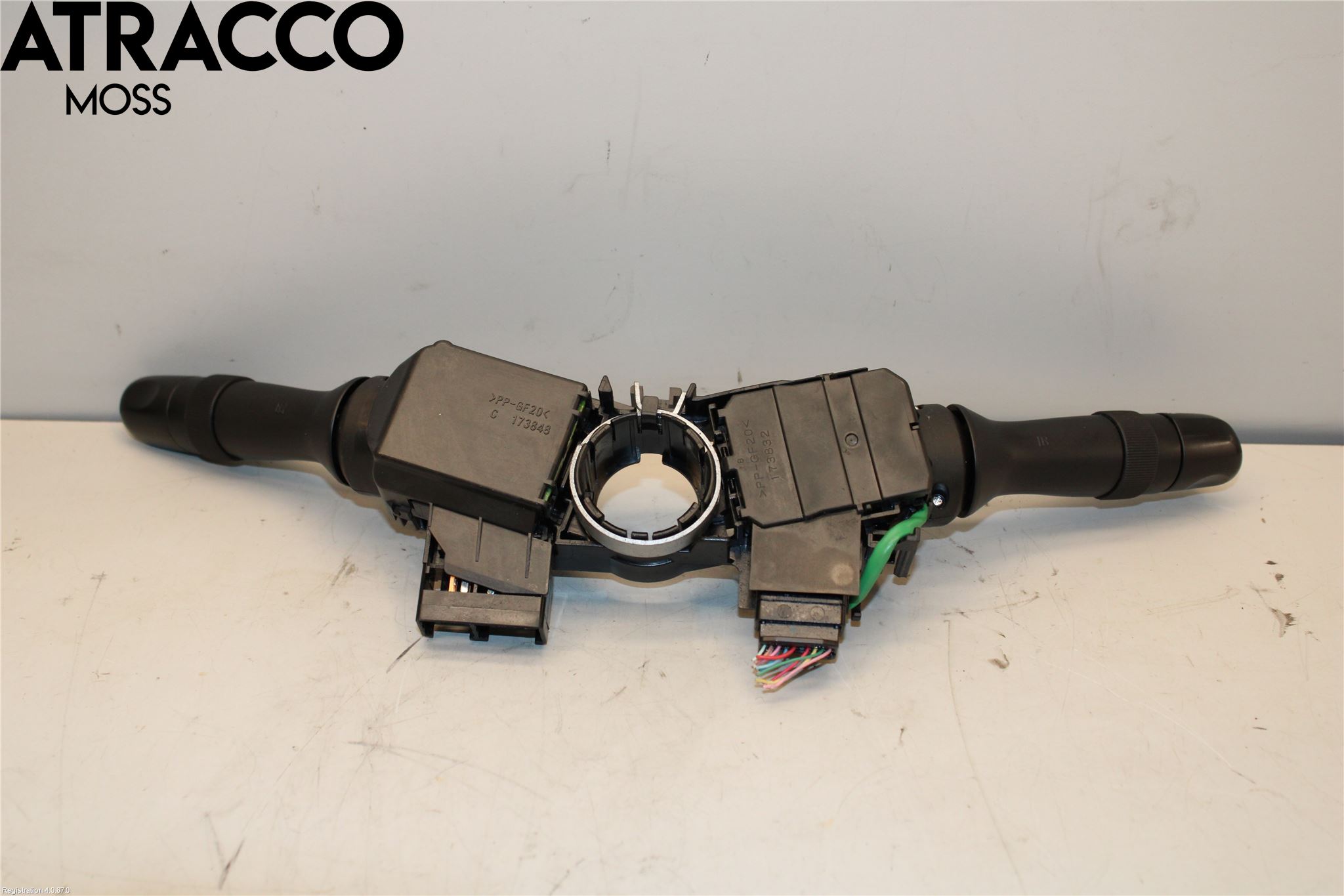 Toyota PRIUS+ ZVW40 12-20 Bryter Ratt Kombi H Og V