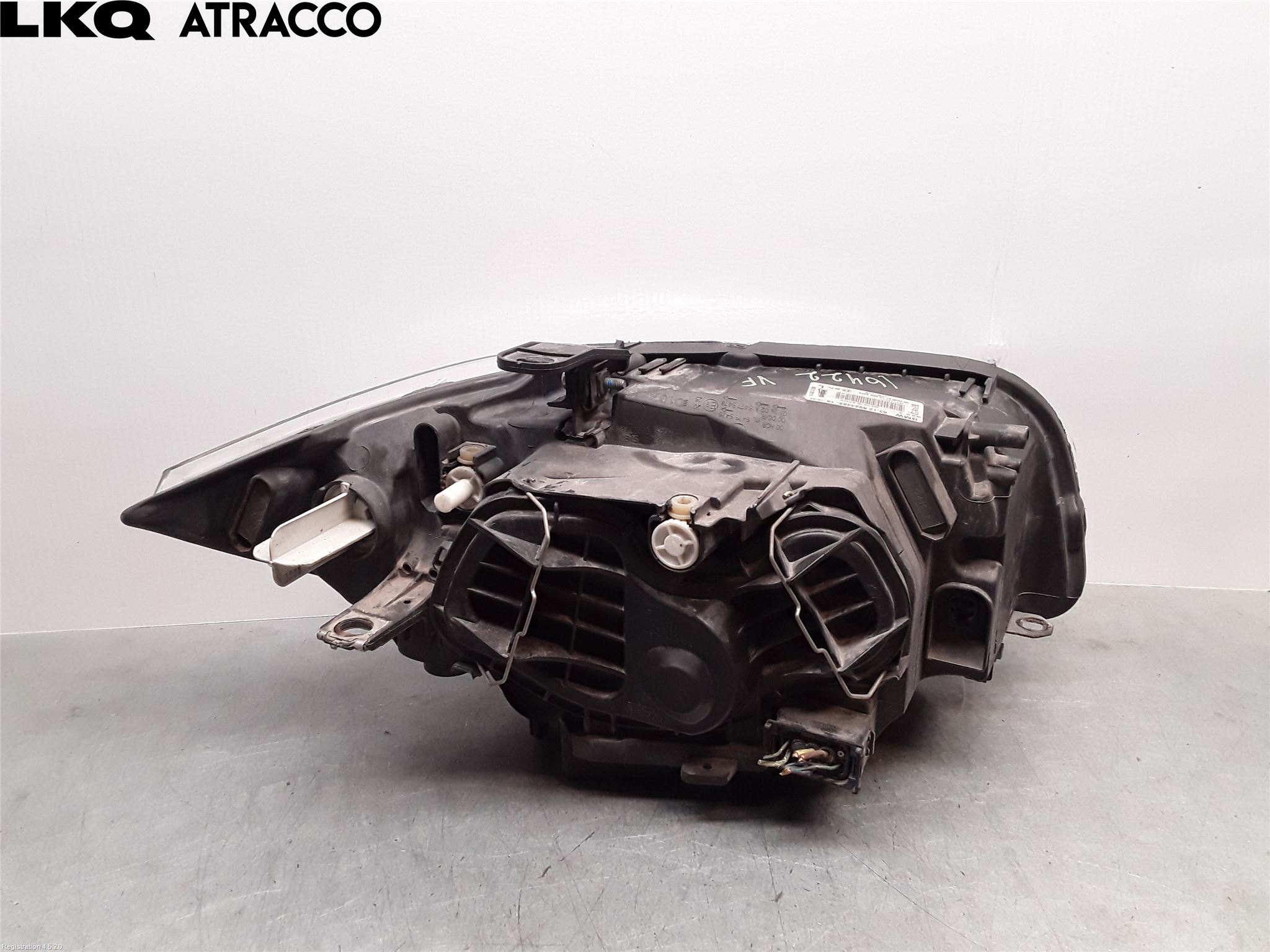 BMW 1 E87/81 5D/3D 03-11 Frontlykt Venstre