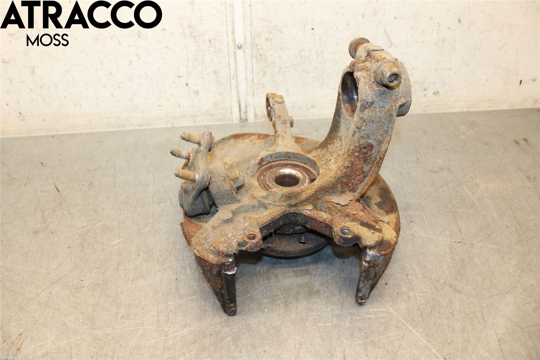 Volkswagen VW POLO 10-17 Spindel Vf