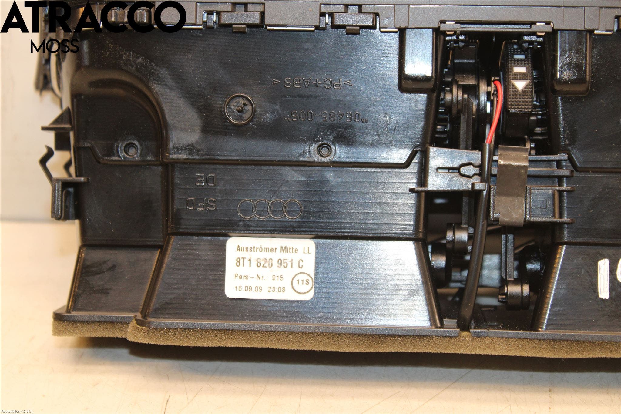 Audi A4/S4 08-11 Dashbord Kanal - Dyse