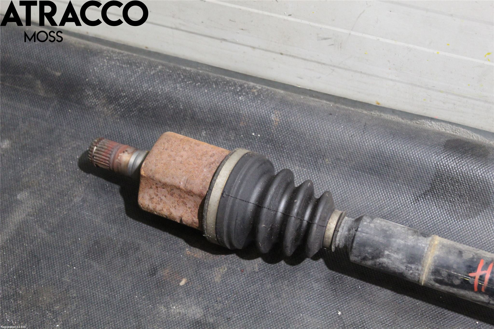 Volkswagen VW GOLF V 04-09 Drivaksel Foran Kompl Høyre