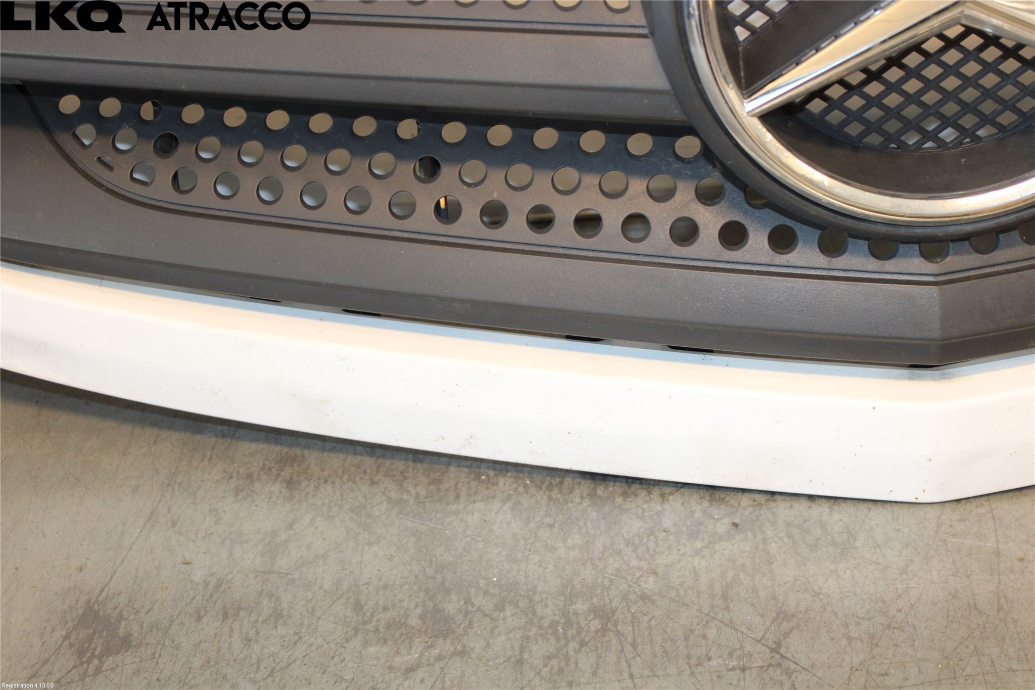 Mercedes-Benz MB SPRINTER (W906) 06-18 Grill Komplett