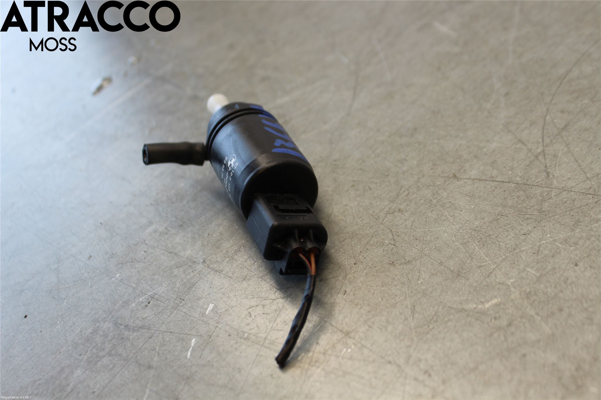 BMW 3 E90/91 SED/TOU 05-12 Spylerpumpe Frontrute