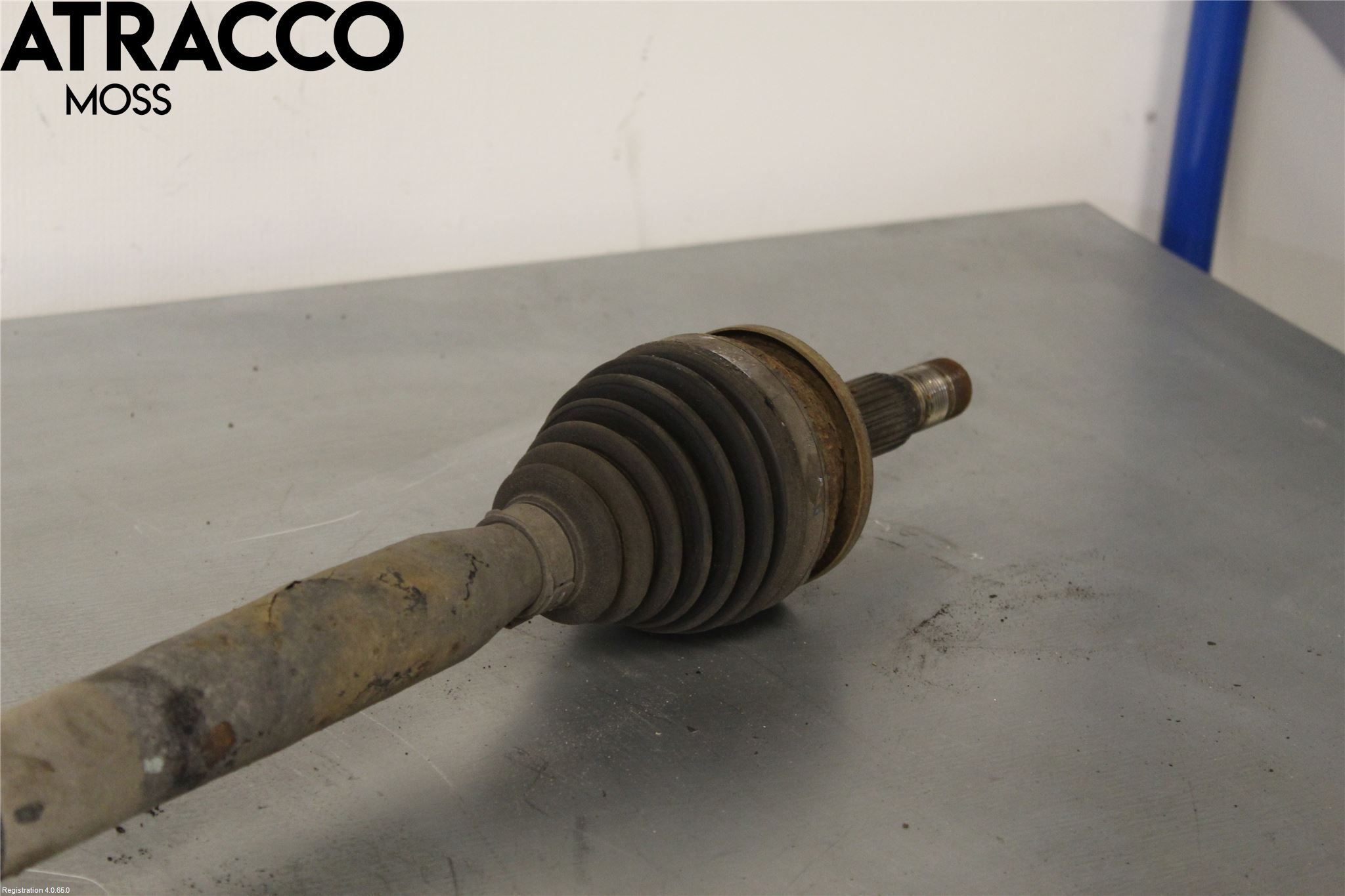 Toyota AVENSIS 09-15 Drivaksel Foran Kompl Høyre