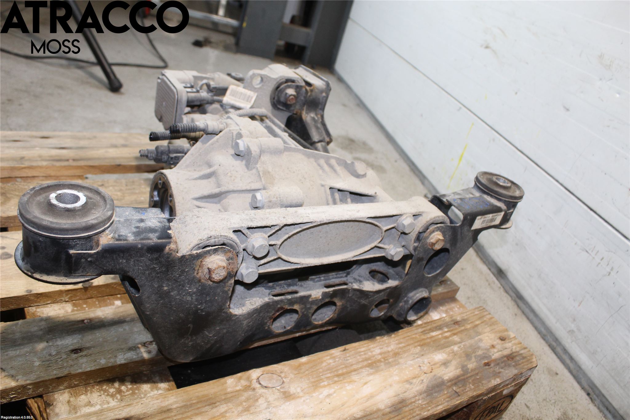 Volkswagen VW TRANSP/CARAVELLE (T5) 04-15 Bakaksel Kardang Bak -Diff