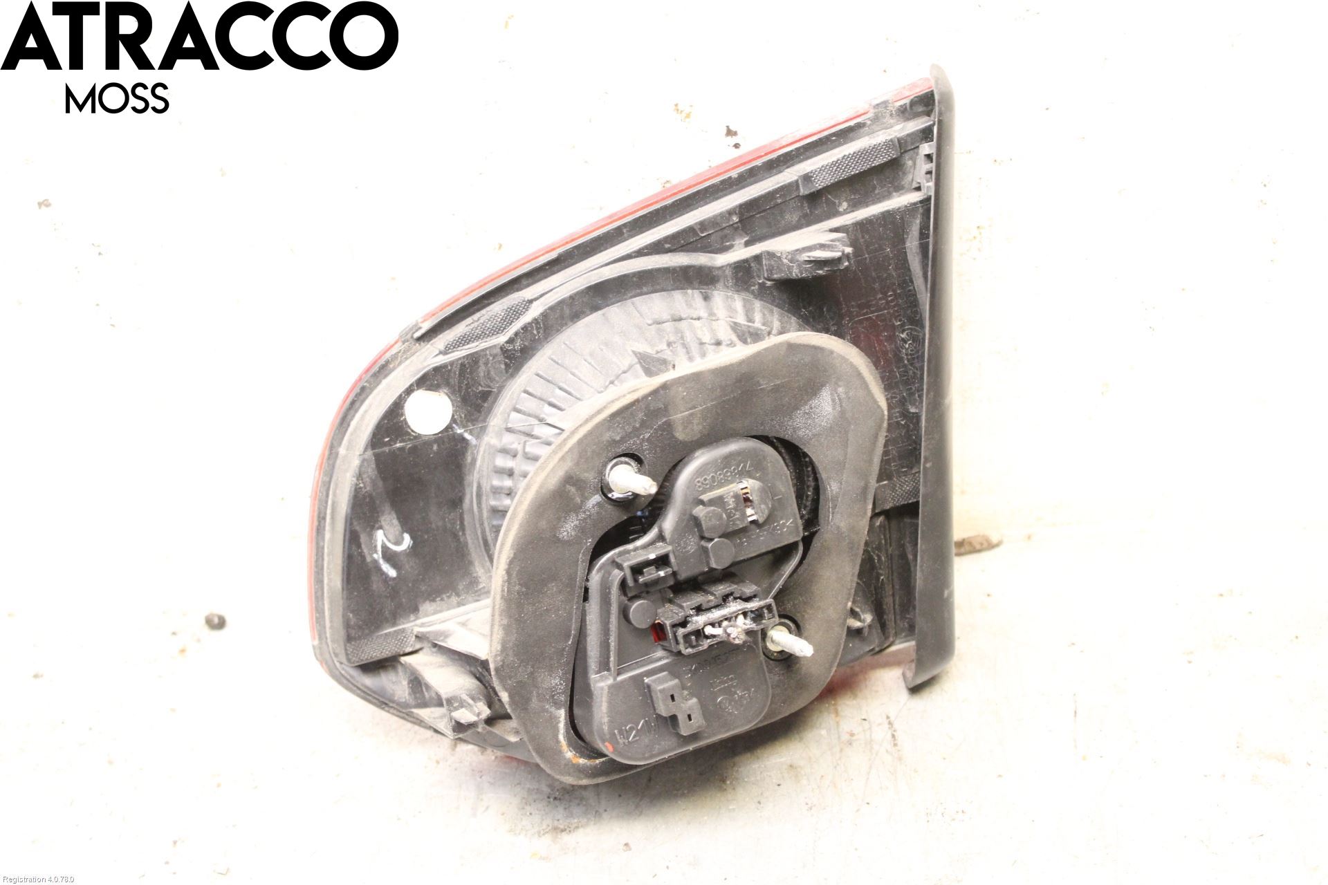 Volkswagen VW GOLF VI 09-13 Baklykt Venstre  På Luke(Indre