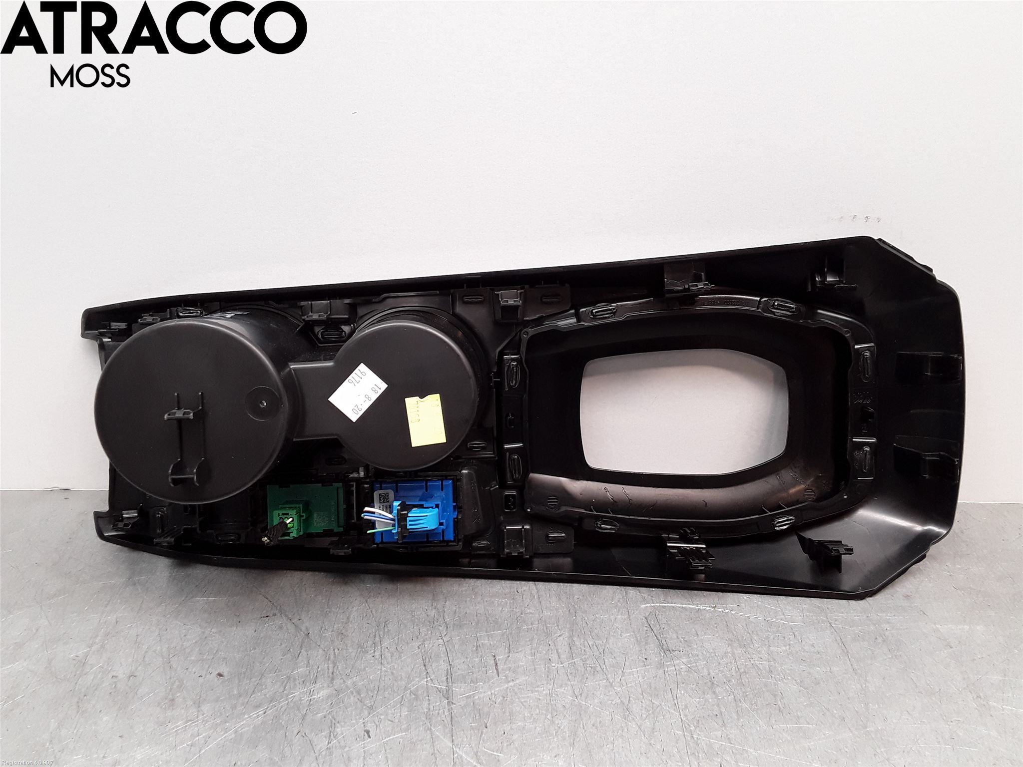 Peugeot 2008/E-2008 20- Innr Koppholder