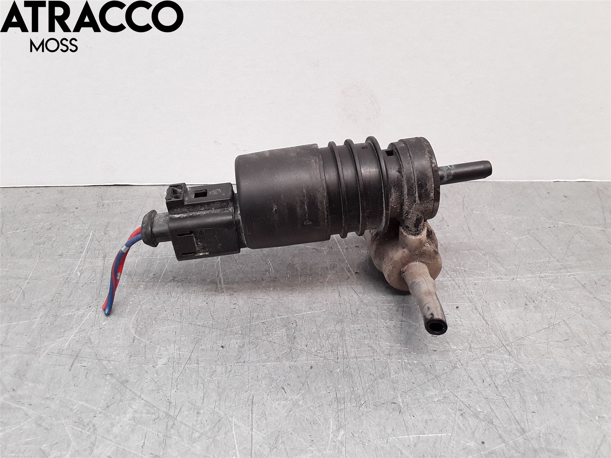 Mitsubishi OUTLANDER 07-12 Spylerpumpe Frontrute