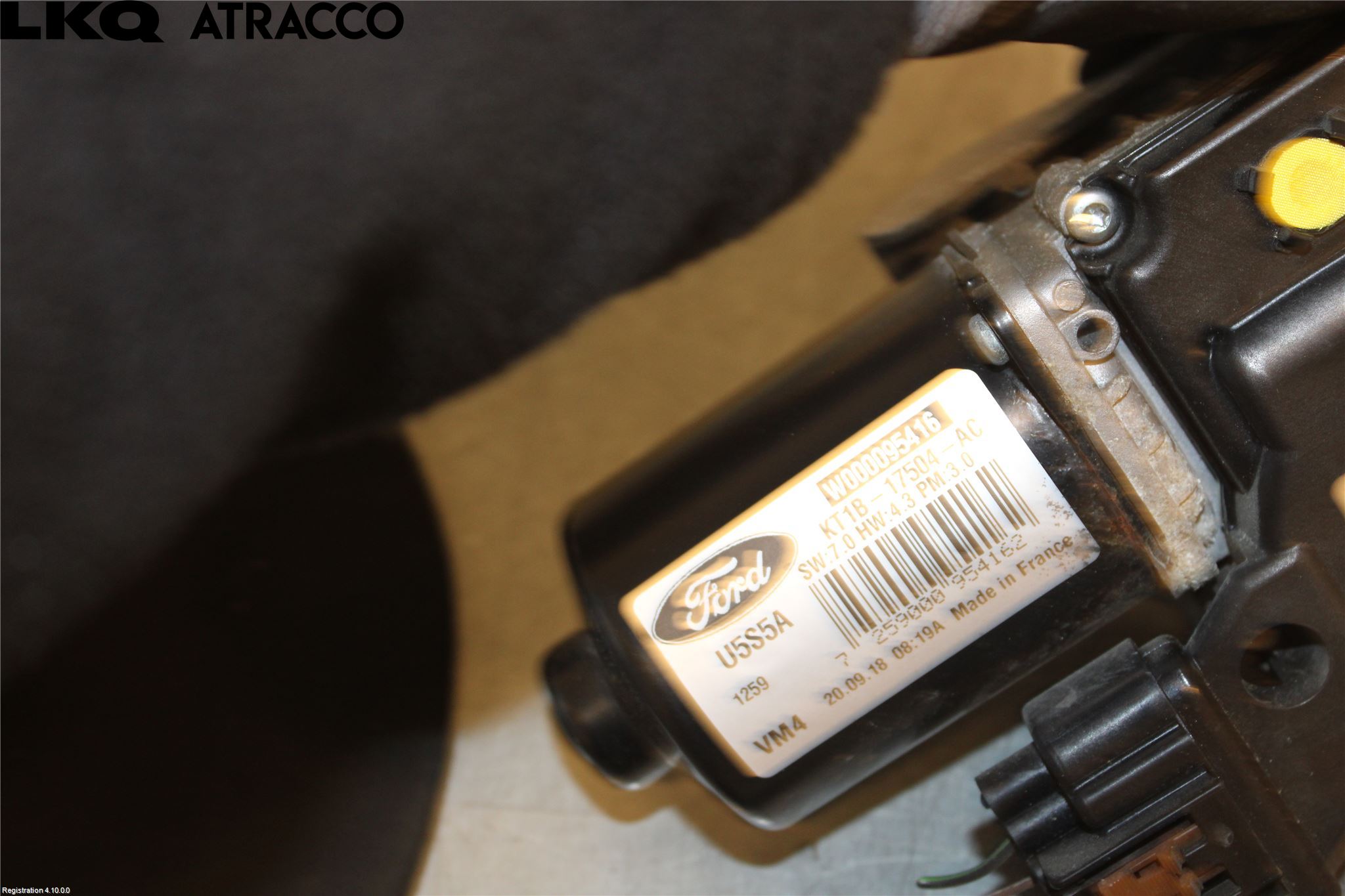 Ford TRANSIT/TOURNEO CONNECT 13-22 Viskermotor Frontrute