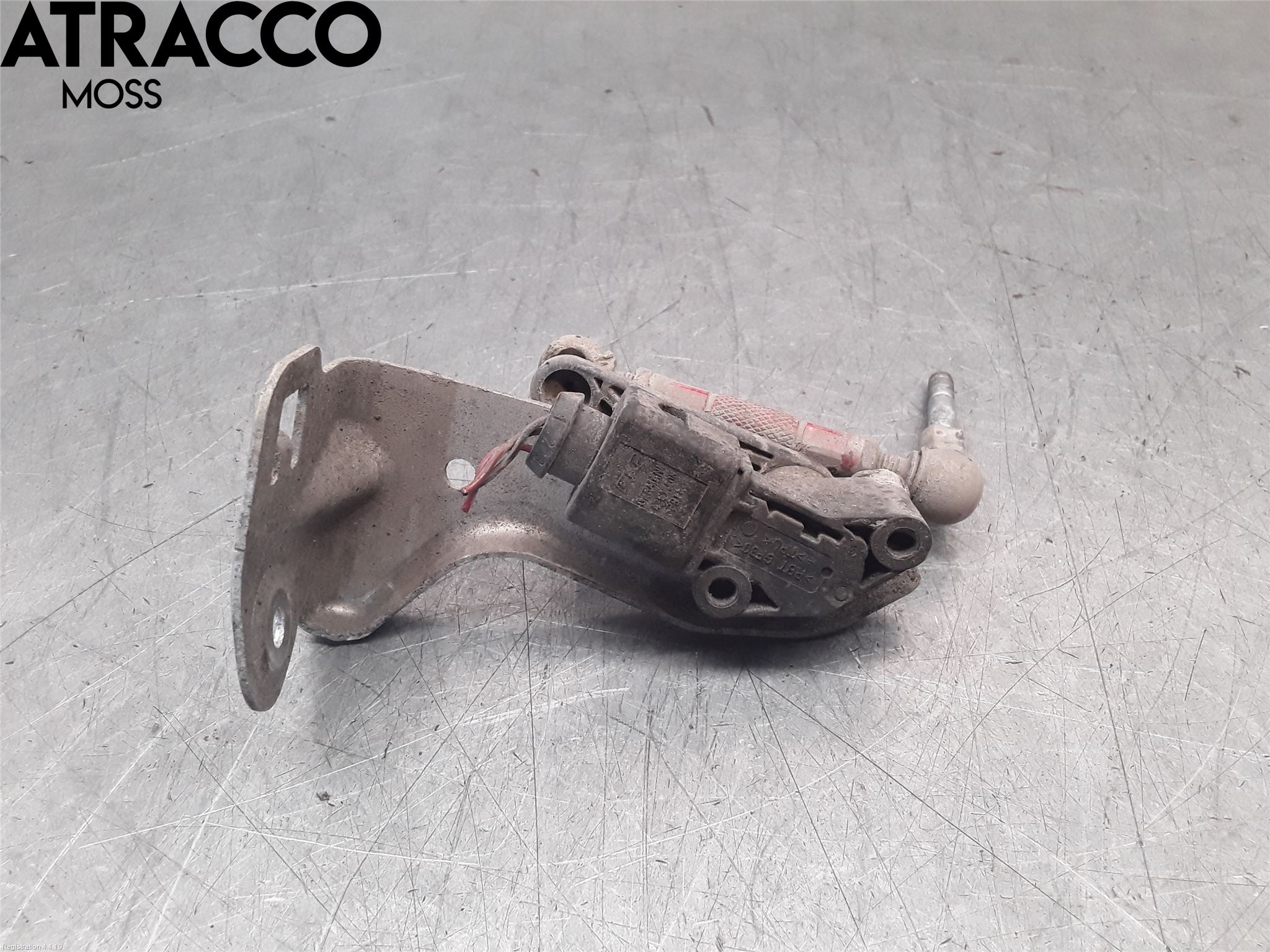 Tesla MODEL X 16- Nivåreg Sensor