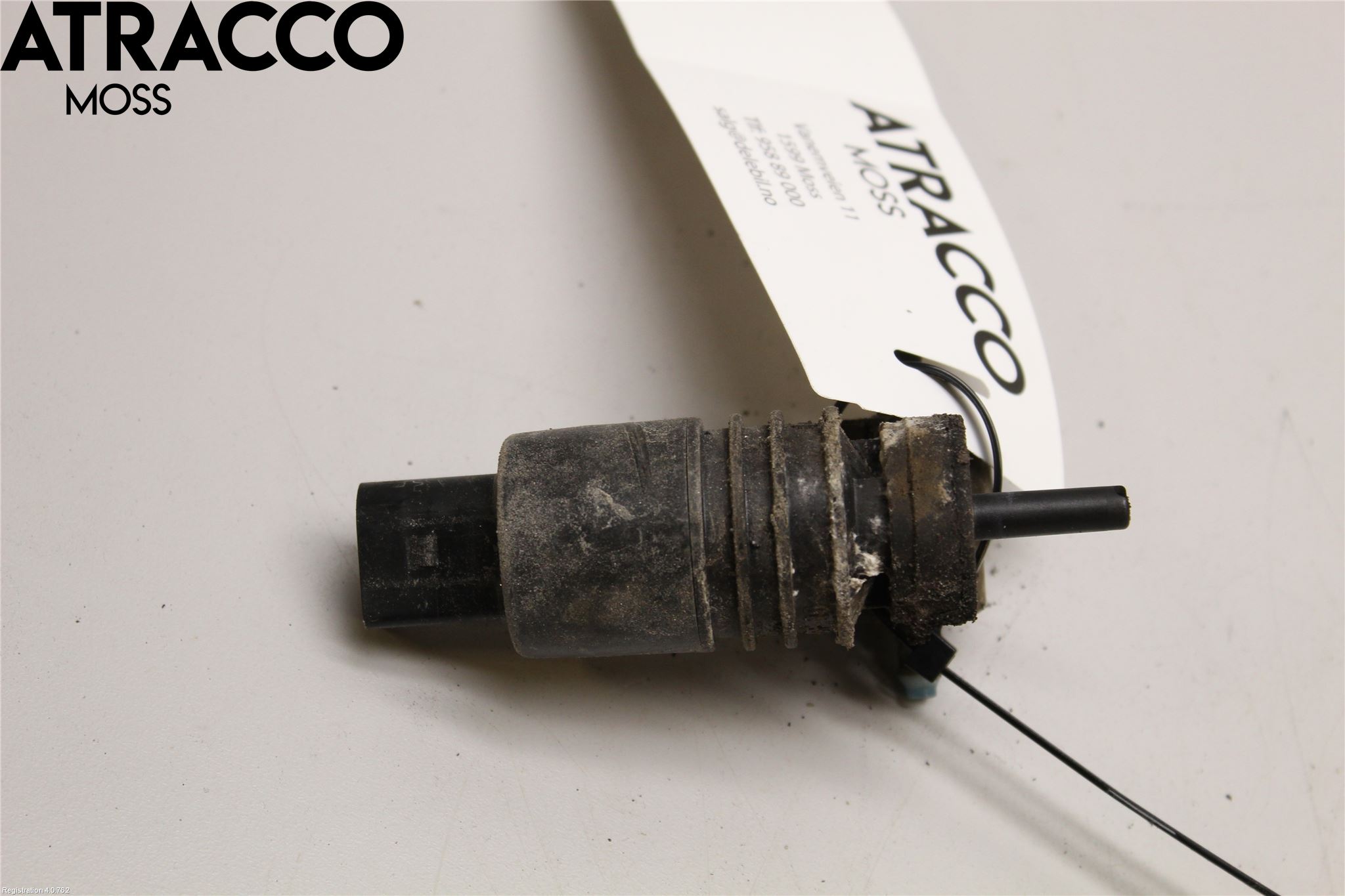 Volkswagen VW TOURAN 10-15 Spylerpumpe Frontrute