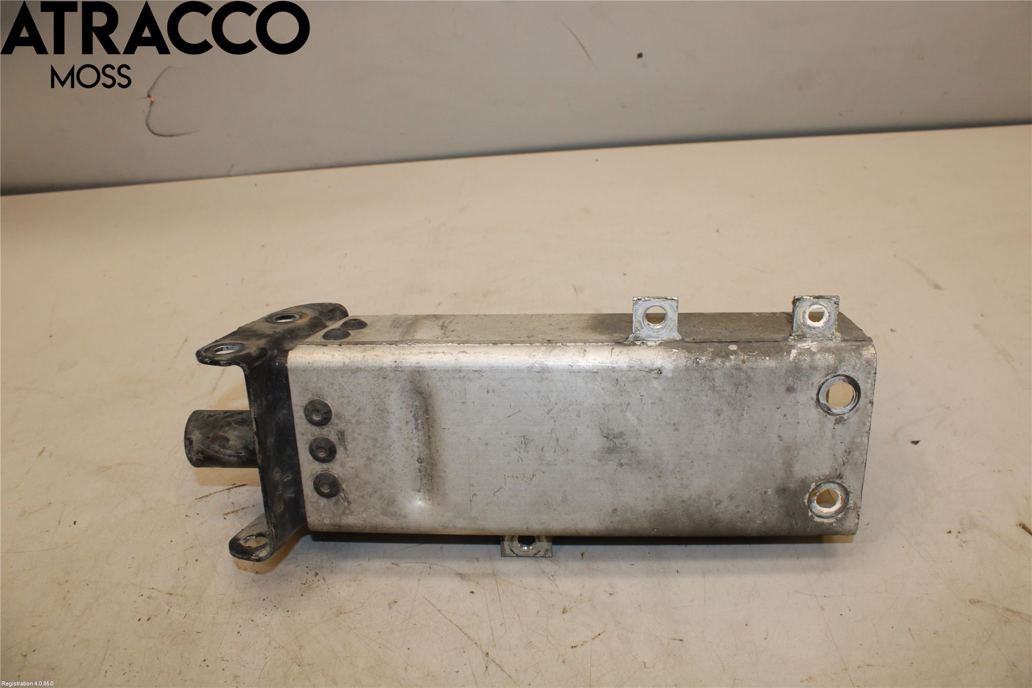 Mercedes-Benz MB E-KLASS (W211) 02-09 Støtfanger Foran Feste