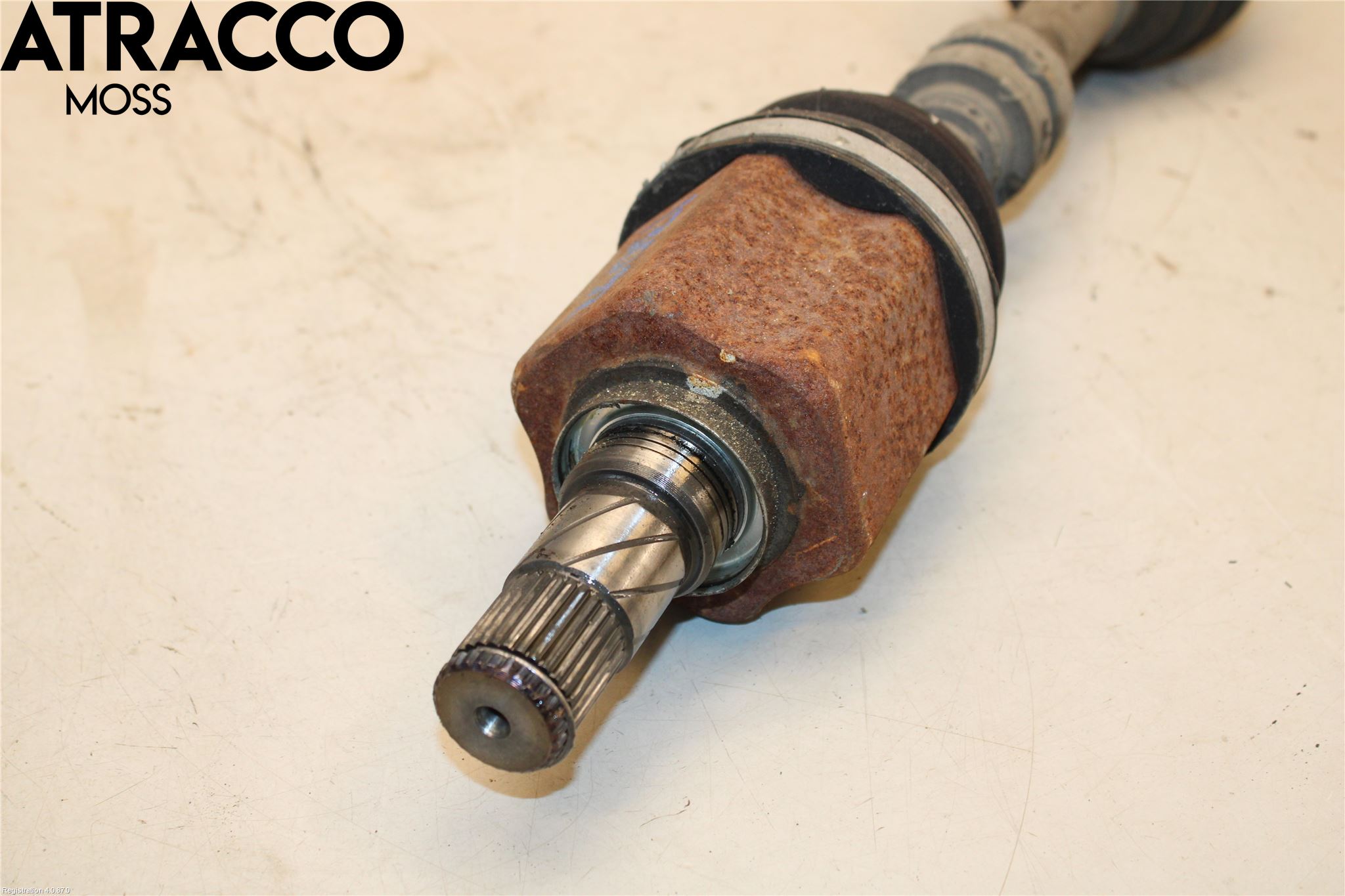 Nissan QASHQAI 14-17 Drivaksel Foran Kompl Venstre