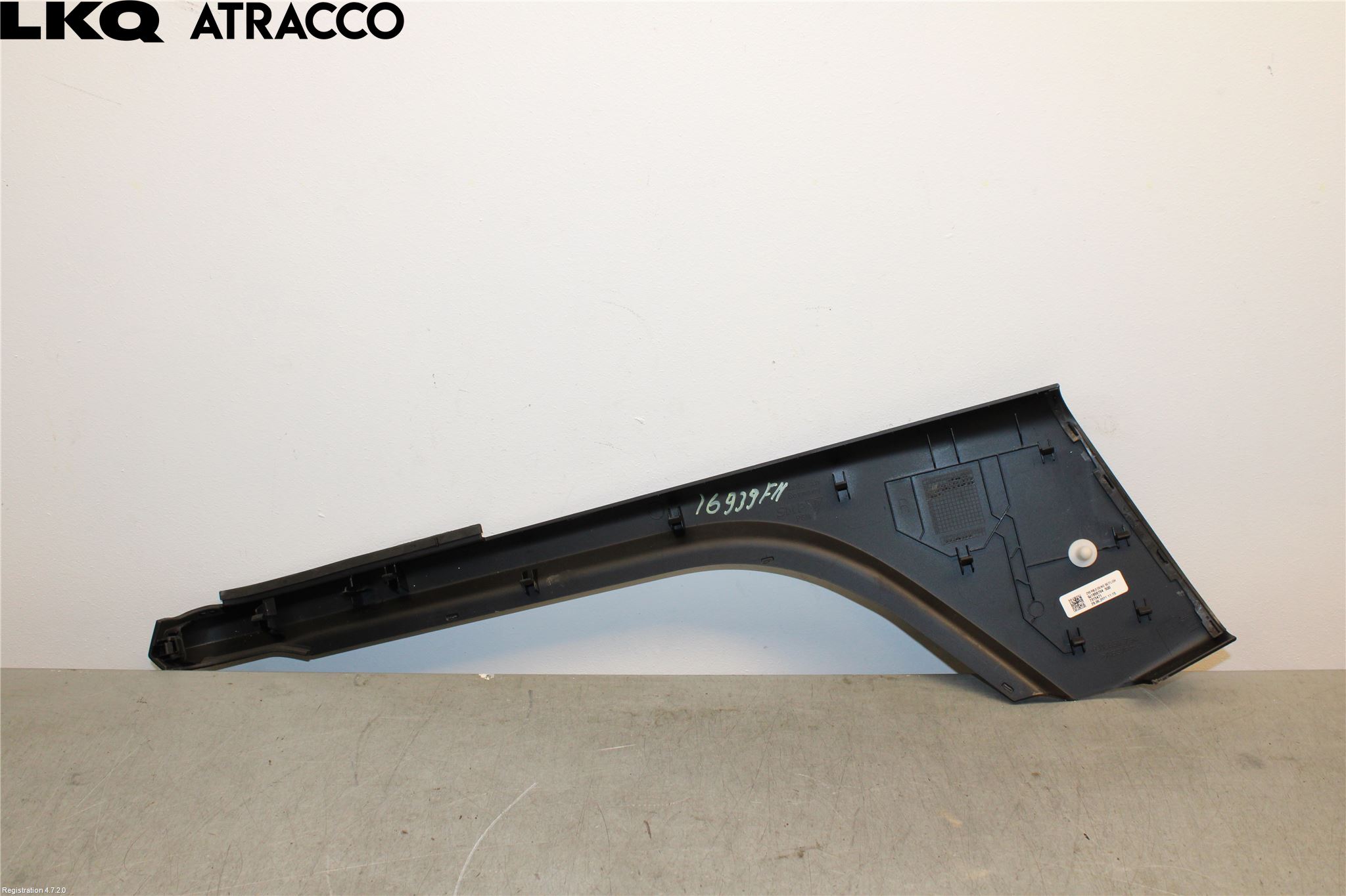 Porsche TAYCAN 20- Innr Dekor Instrbord