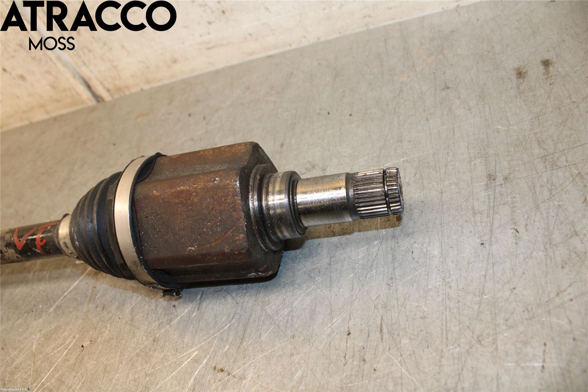 Volkswagen VW POLO 10-17 Drivaksel Foran Kompl Venstre