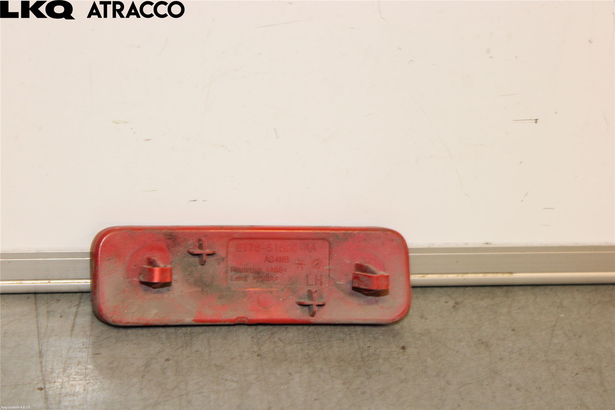 Ford TRANSIT/TOURNEO COURIER 13-23 Refleks Bak