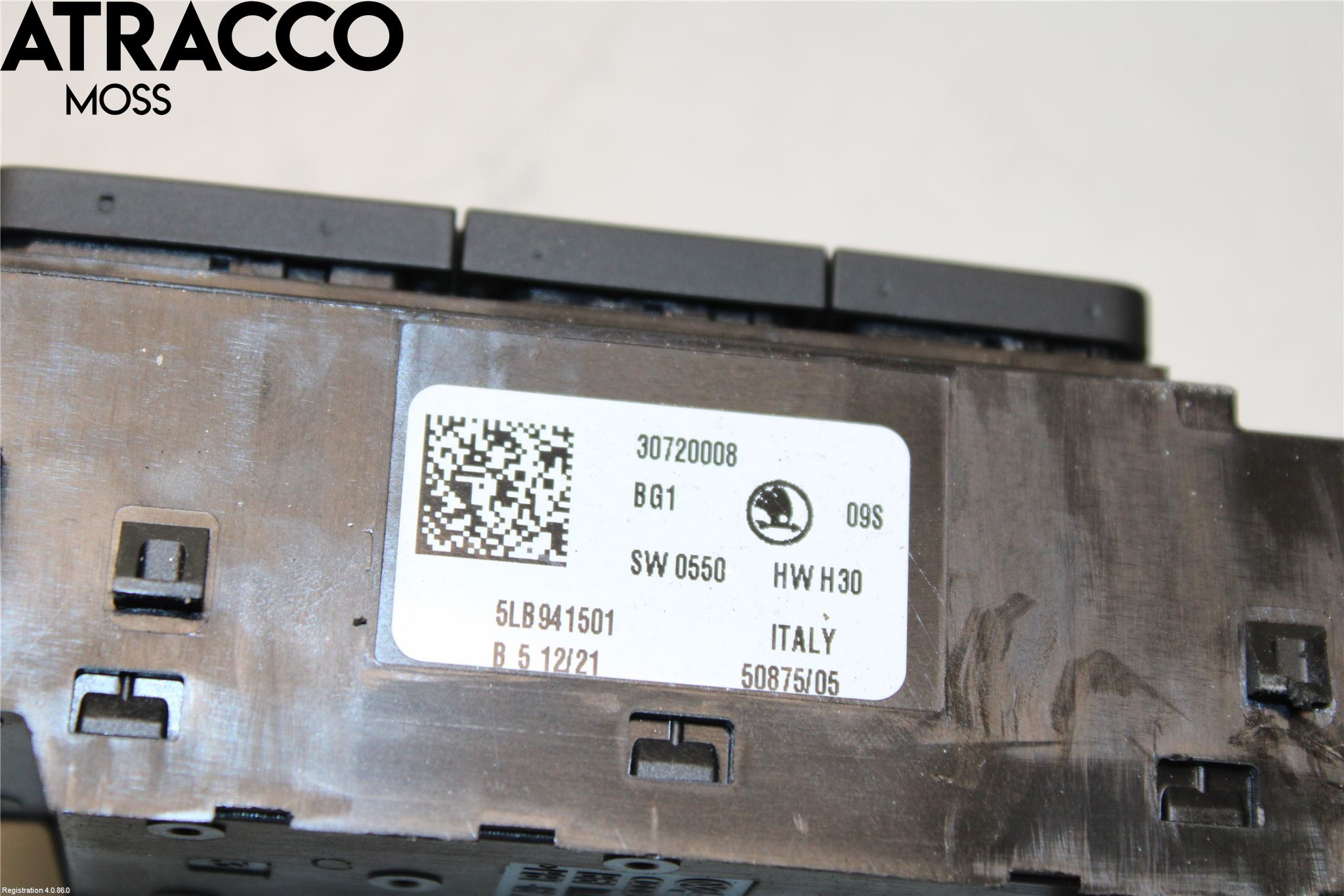 Skoda ENYAQ iV 21- Bryter Hovedlys