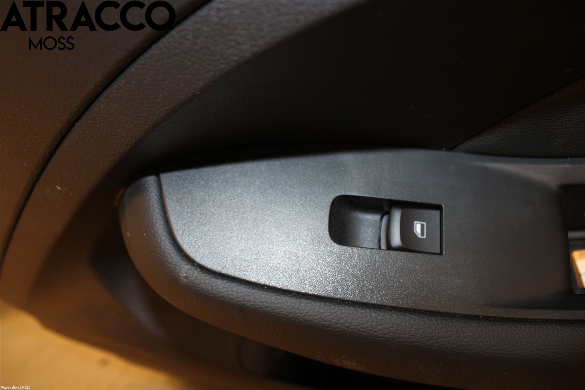 MG ZS EV 20- Innr Dørtrekk Høyre