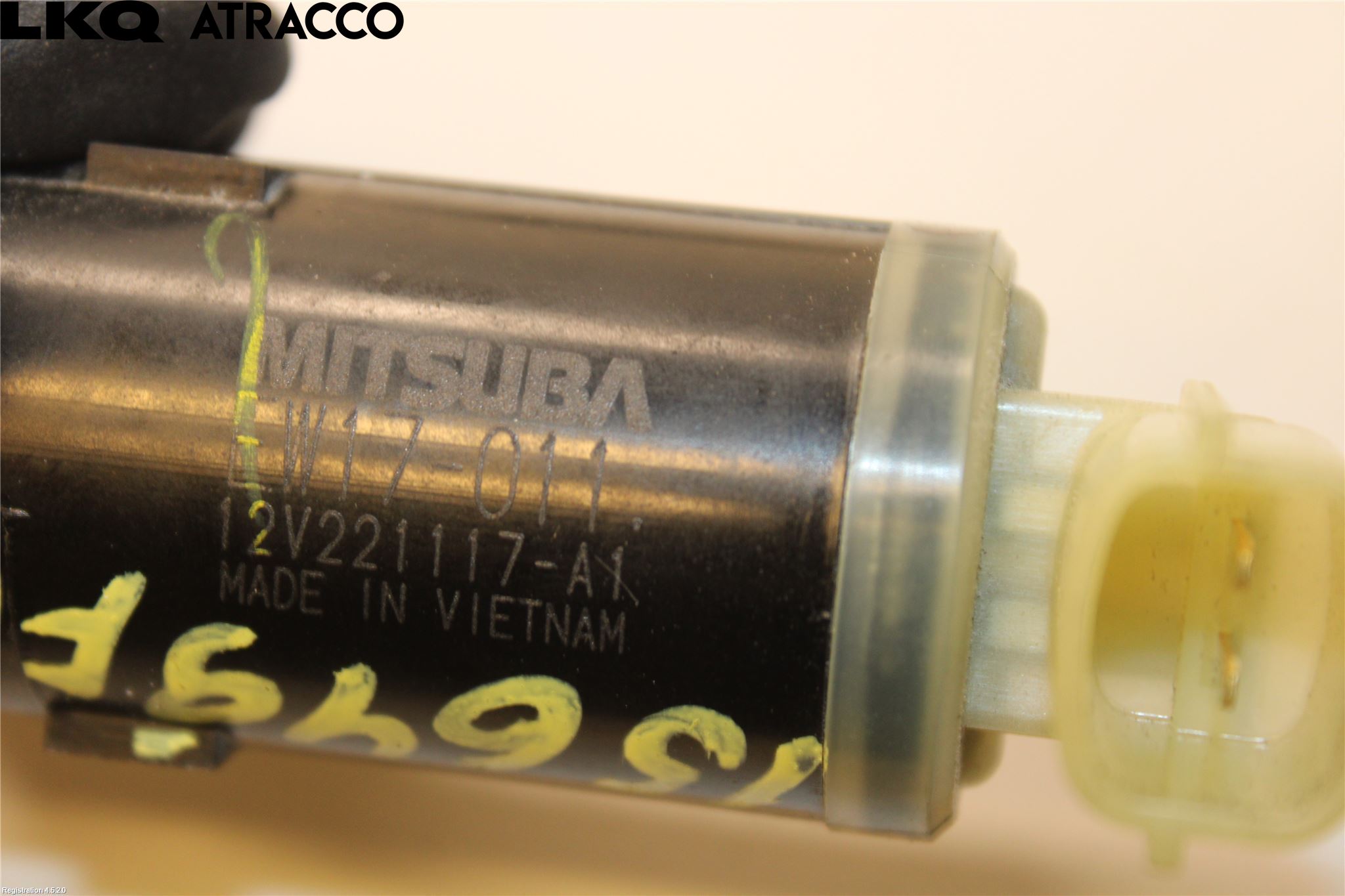 Isuzu D-MAX Spylerpumpe Frontrute