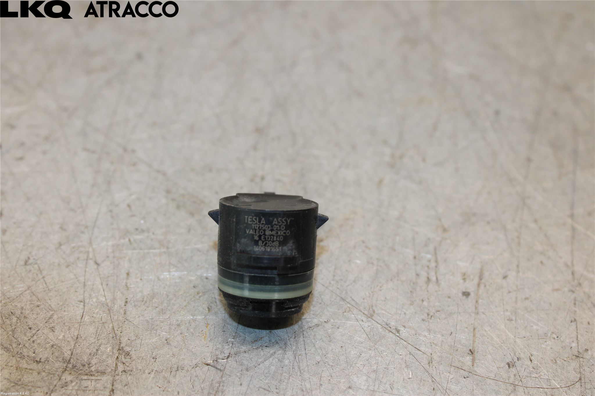 Tesla MODEL 3 17- Sensor Parkering Front