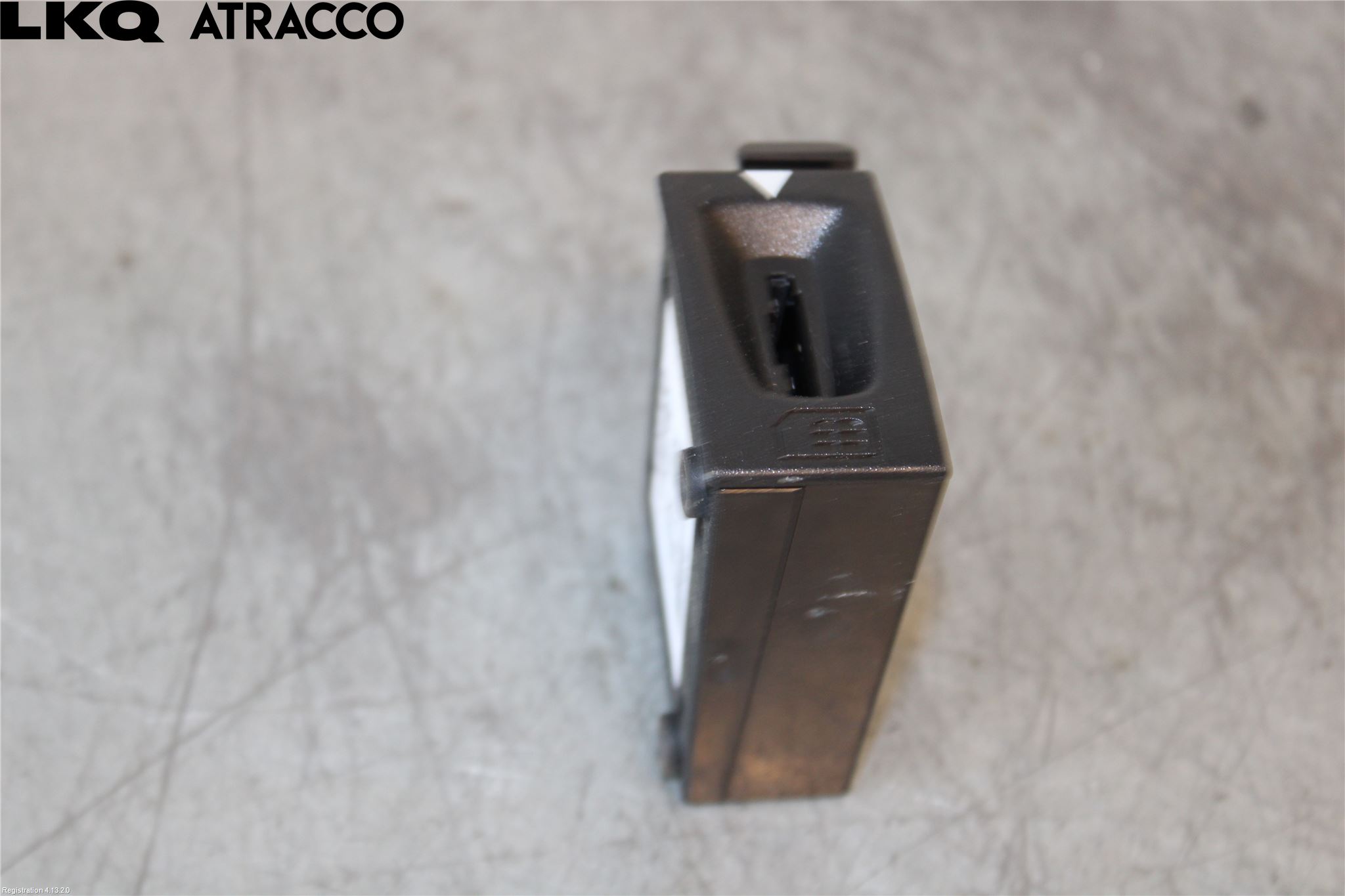 Volvo XC40/RECHARGE 18- Telefon