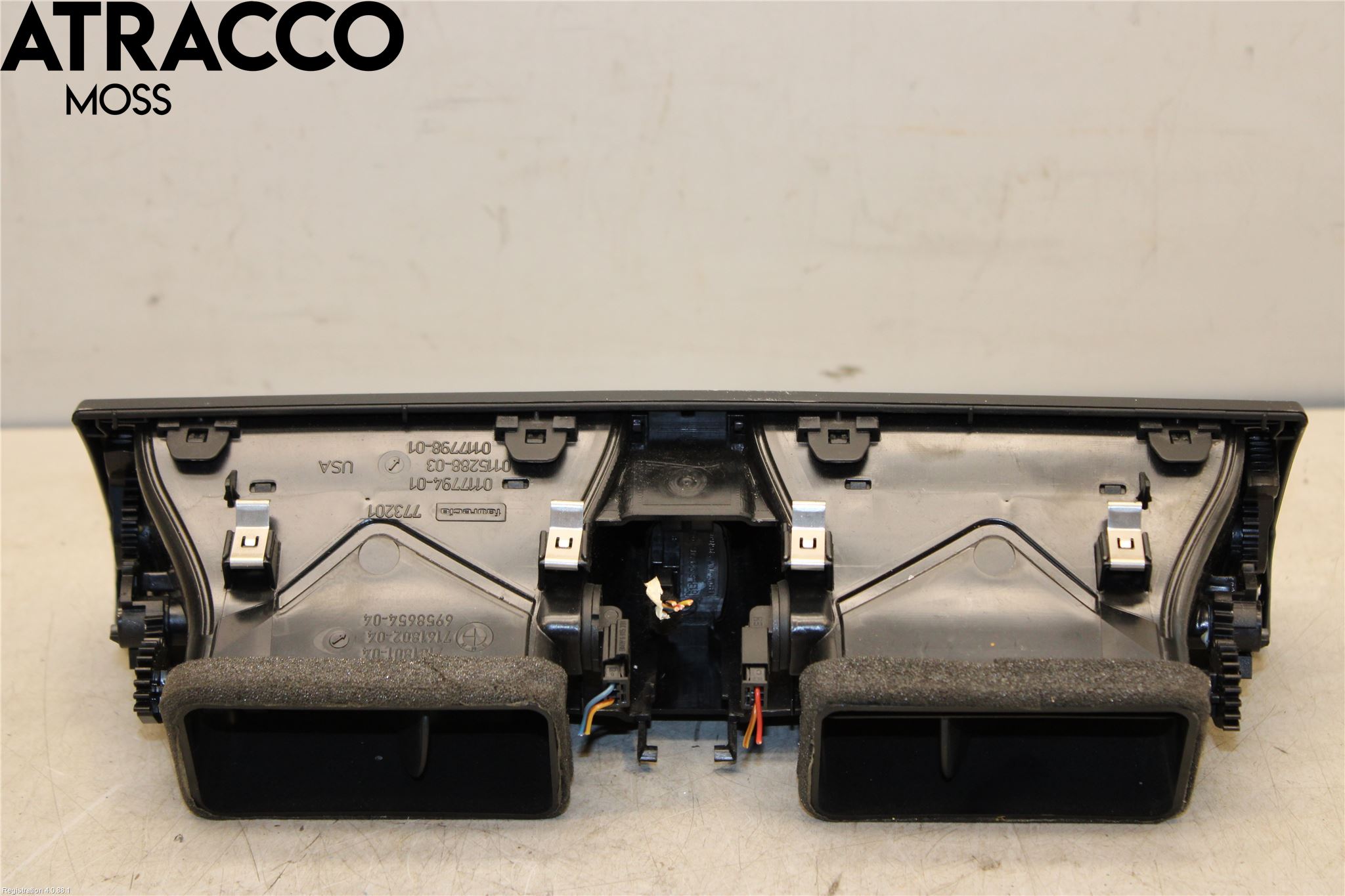 BMW X5 E70 07-13 Dashbord Kanal - Dyse