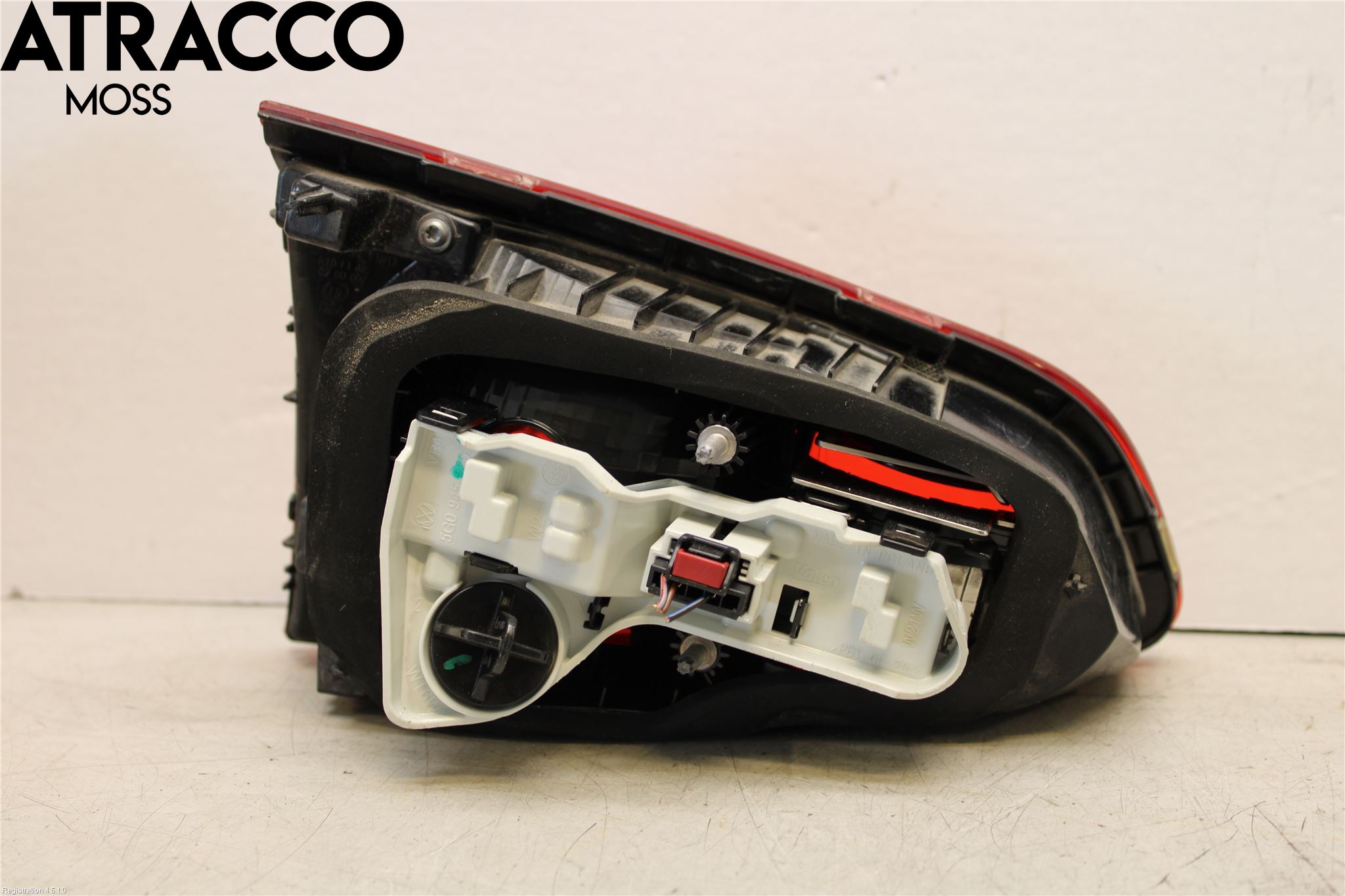 Volkswagen VW GOLF / E-GOLF VII 13-20 Baklykt Høyre  På Luke(Indre)