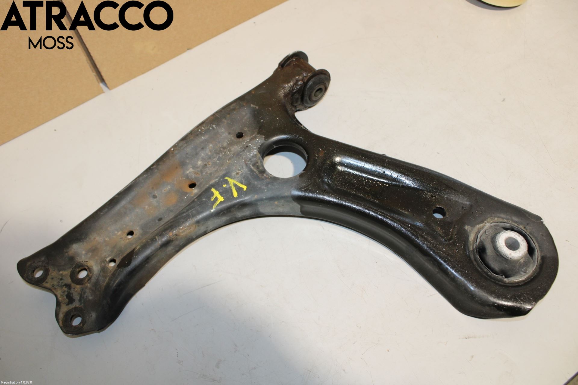 Skoda ROOMSTER Bærearm Foran Venstre Nedre