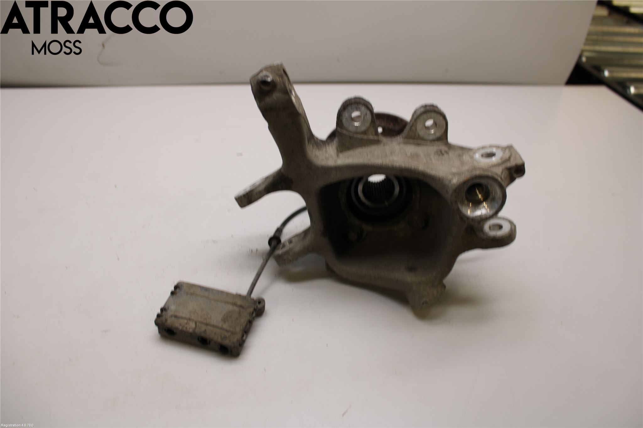 BMW 5 F10/F11/F18 09-17 Spindel Vb