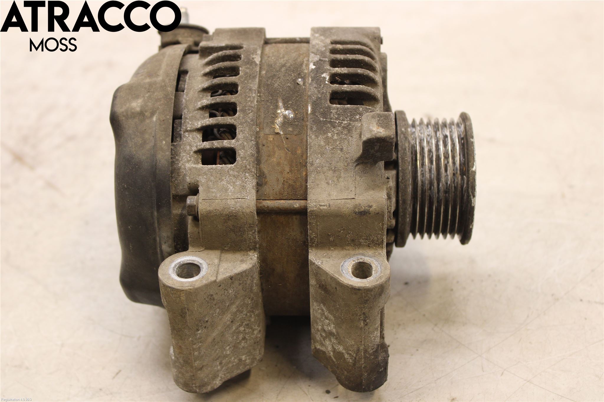 Toyota AVENSIS 09-15 Dynamo