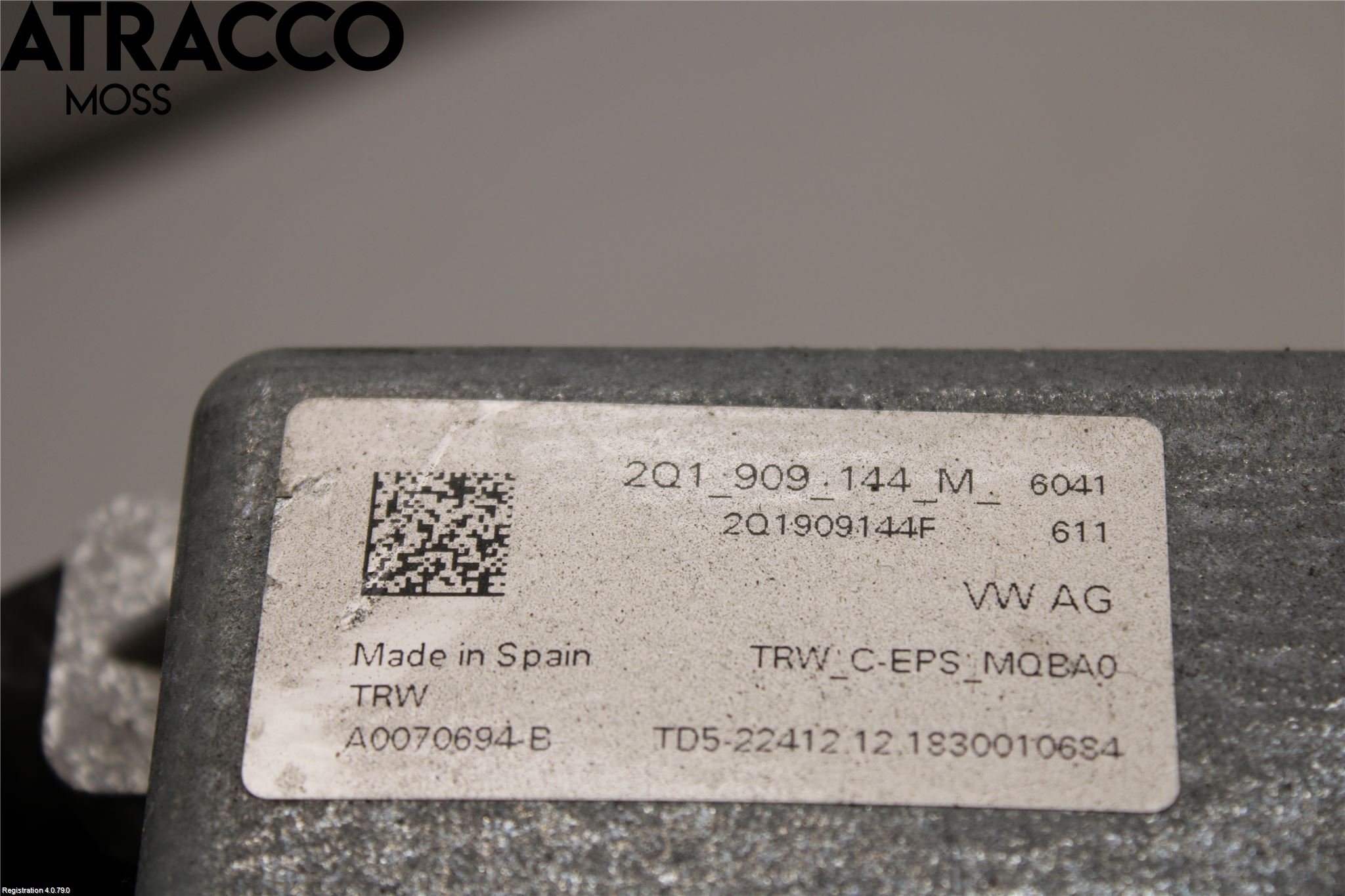 Volkswagen VW POLO VI 18->> Rattakselaggregat Innebygd Servo