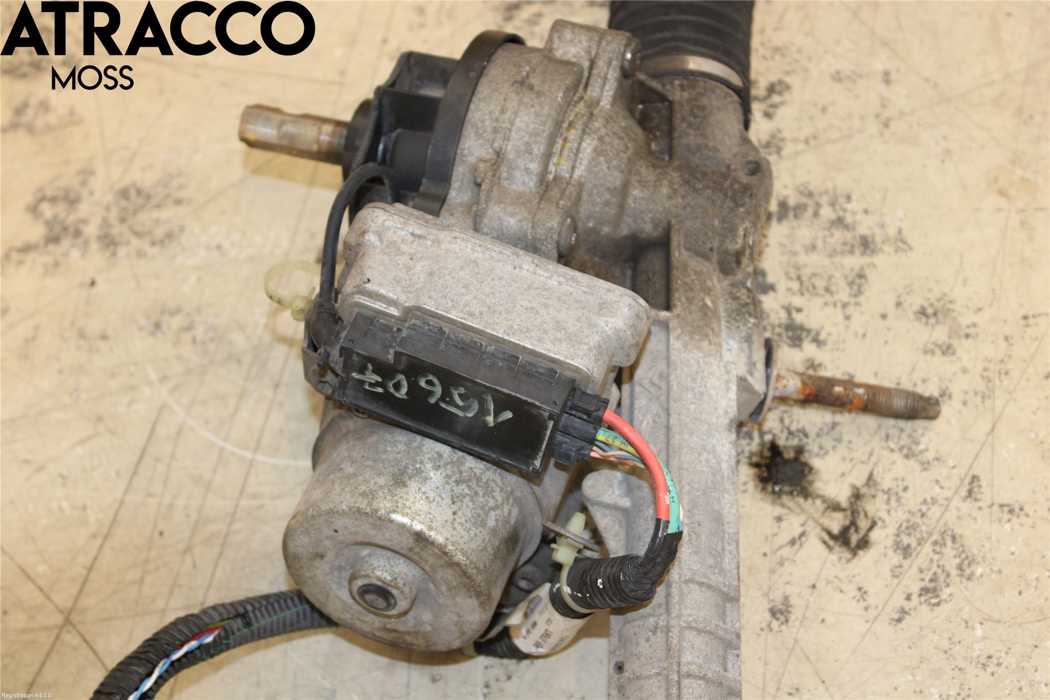 Peugeot 208 12-15 Servo Snekke - Tannstang