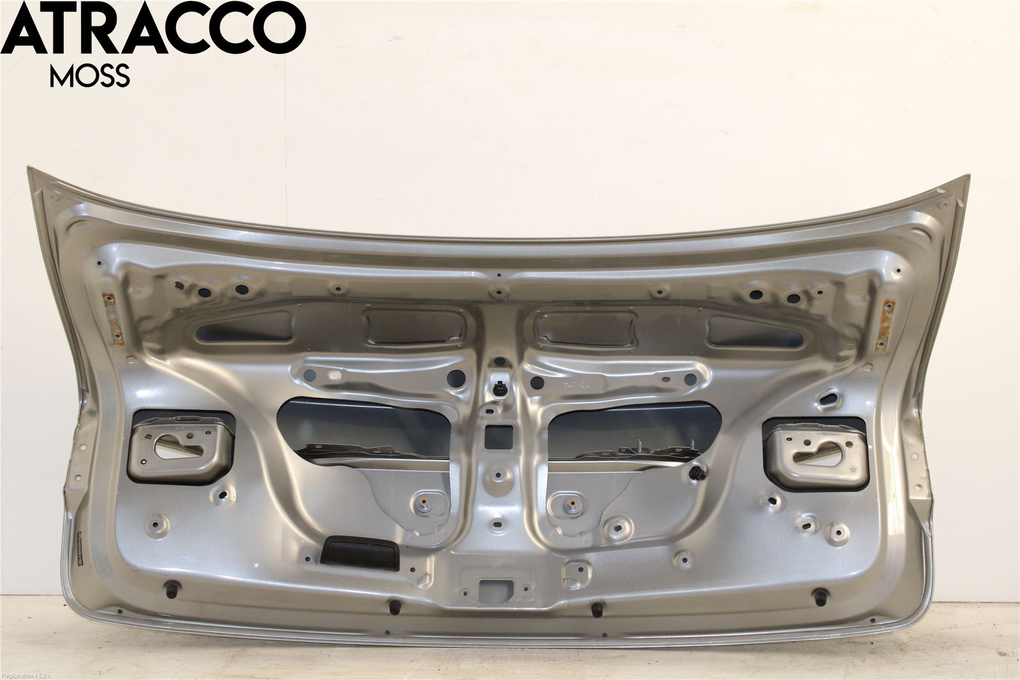 Lexus IS 250/350 14-20 Bakluke Koffertlokk