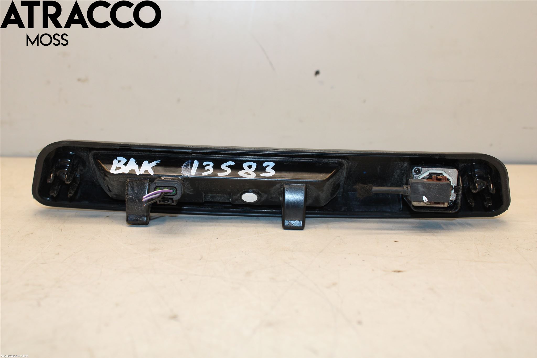 Volvo XC40/RECHARGE 18- Bakluke Handtak Ytre