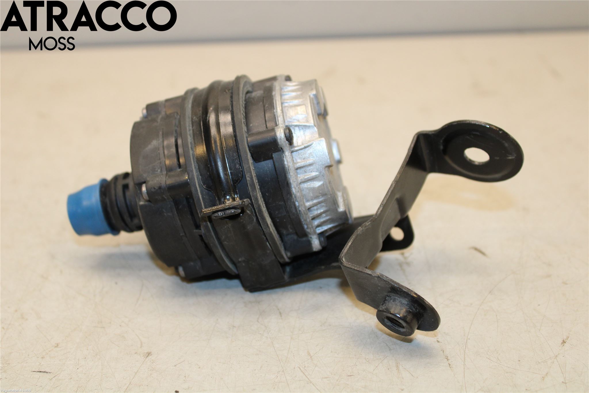 Mercedes-Benz MB E-KLASS (W213) 16-23 Vannpumpe