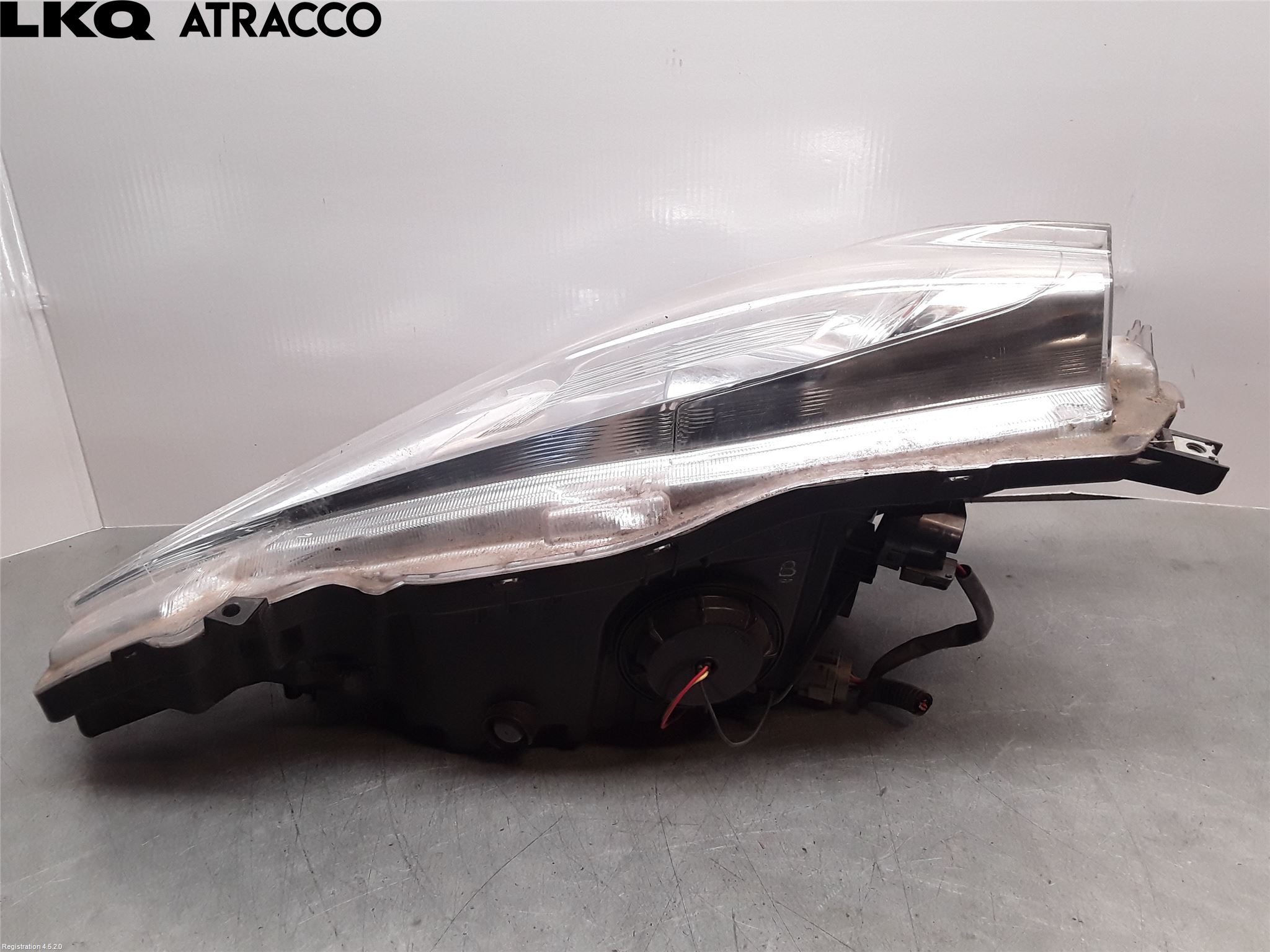 Nissan LEAF 11-17 Frontlykt Venstre