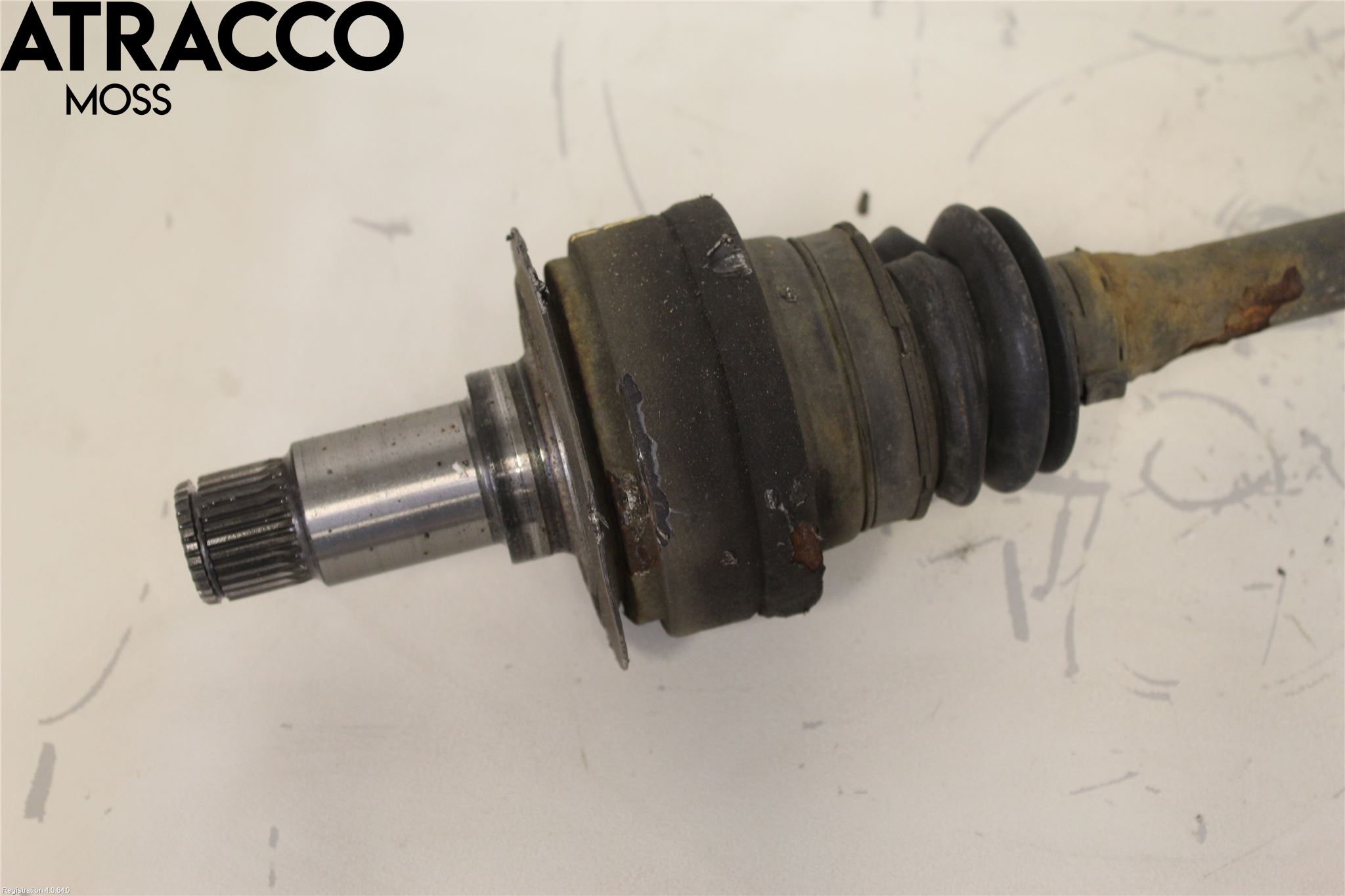 Mercedes-Benz MB E-KLASS (W212) 09-16 Drivaksel Bak Kompl Venstre