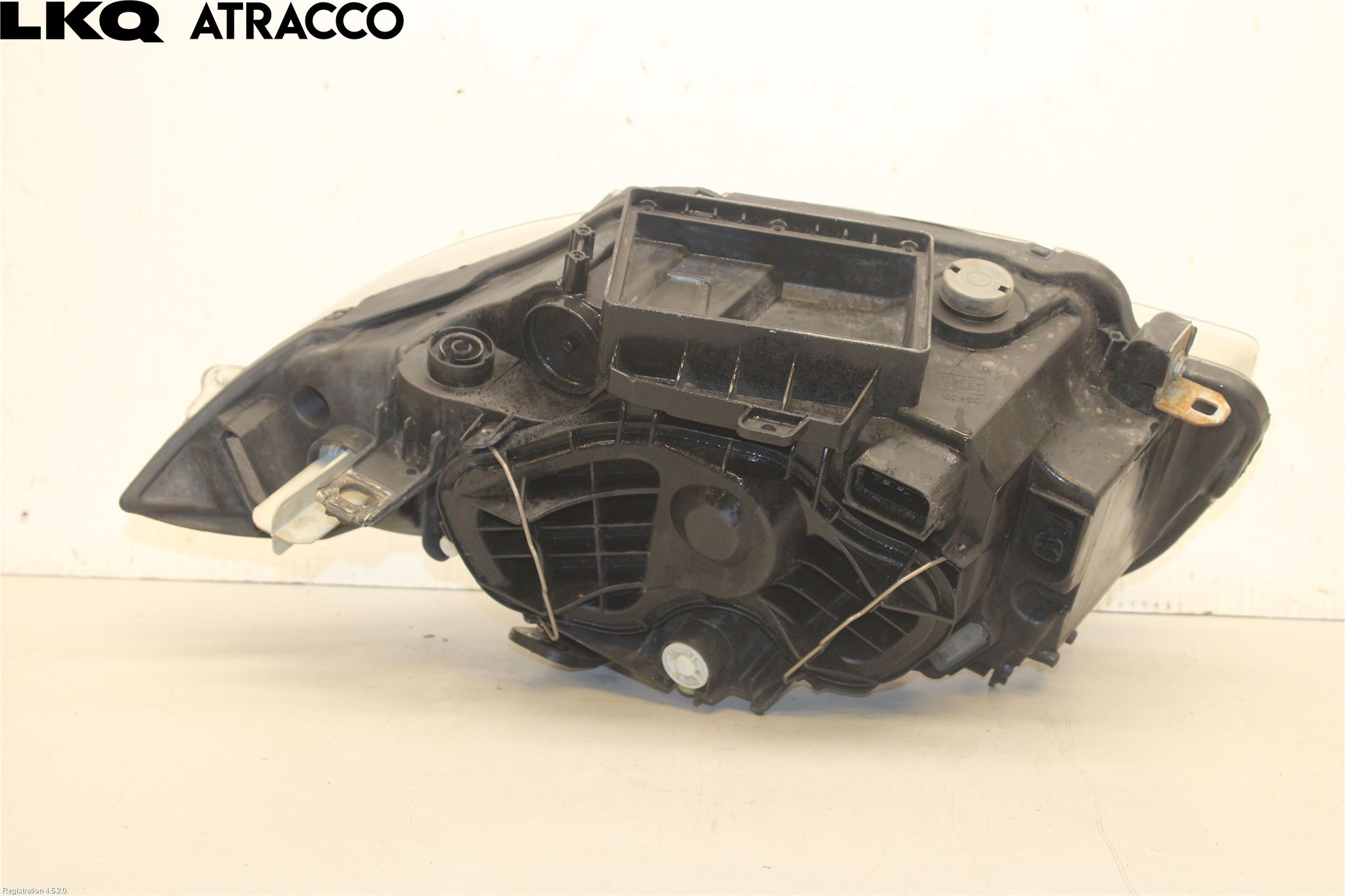 BMW 1 E87/81 5D/3D 03-11 Frontlykt Høyre