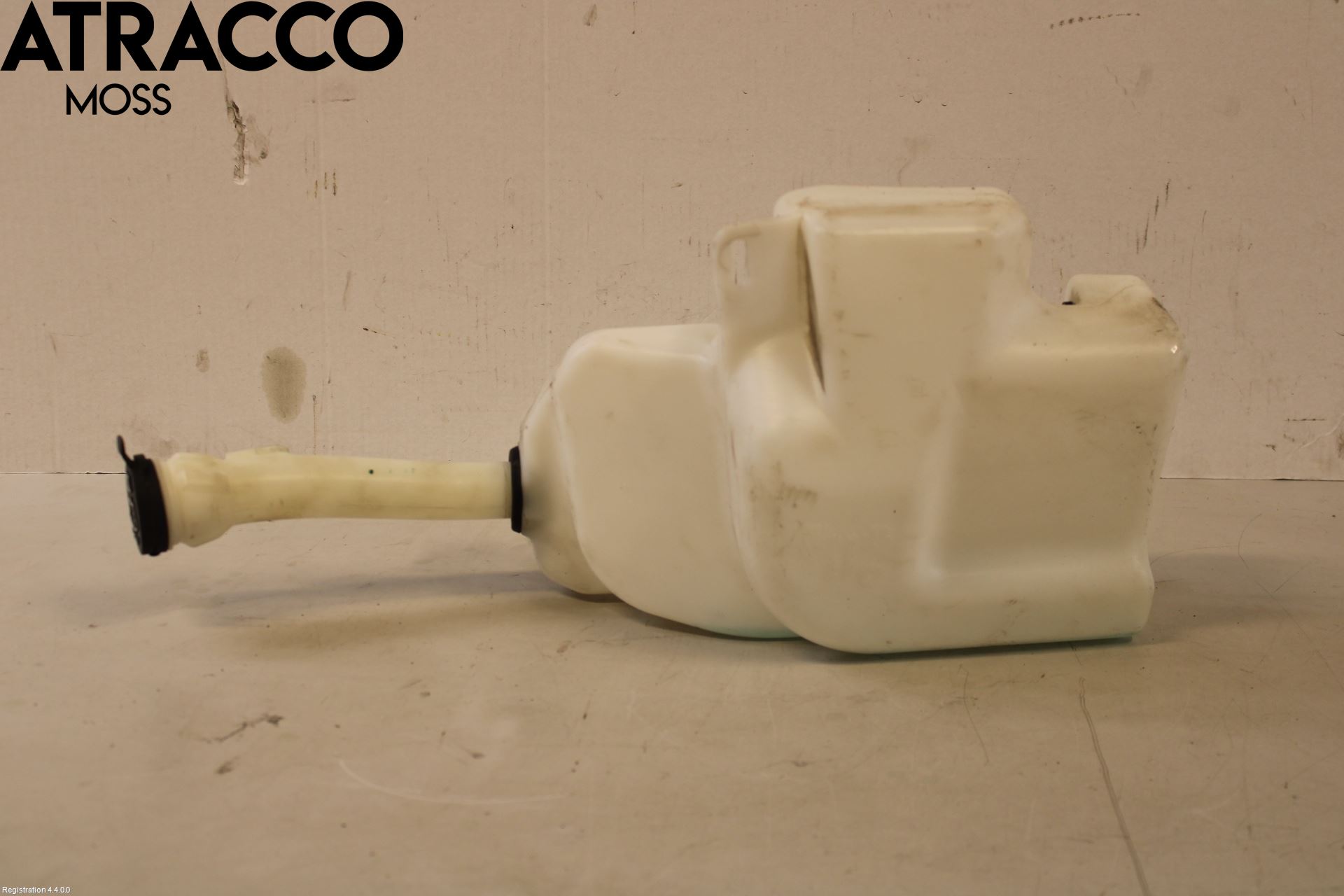 Opel INSIGNIA 09-16 Spylerbeholder Frontrute-Lykte