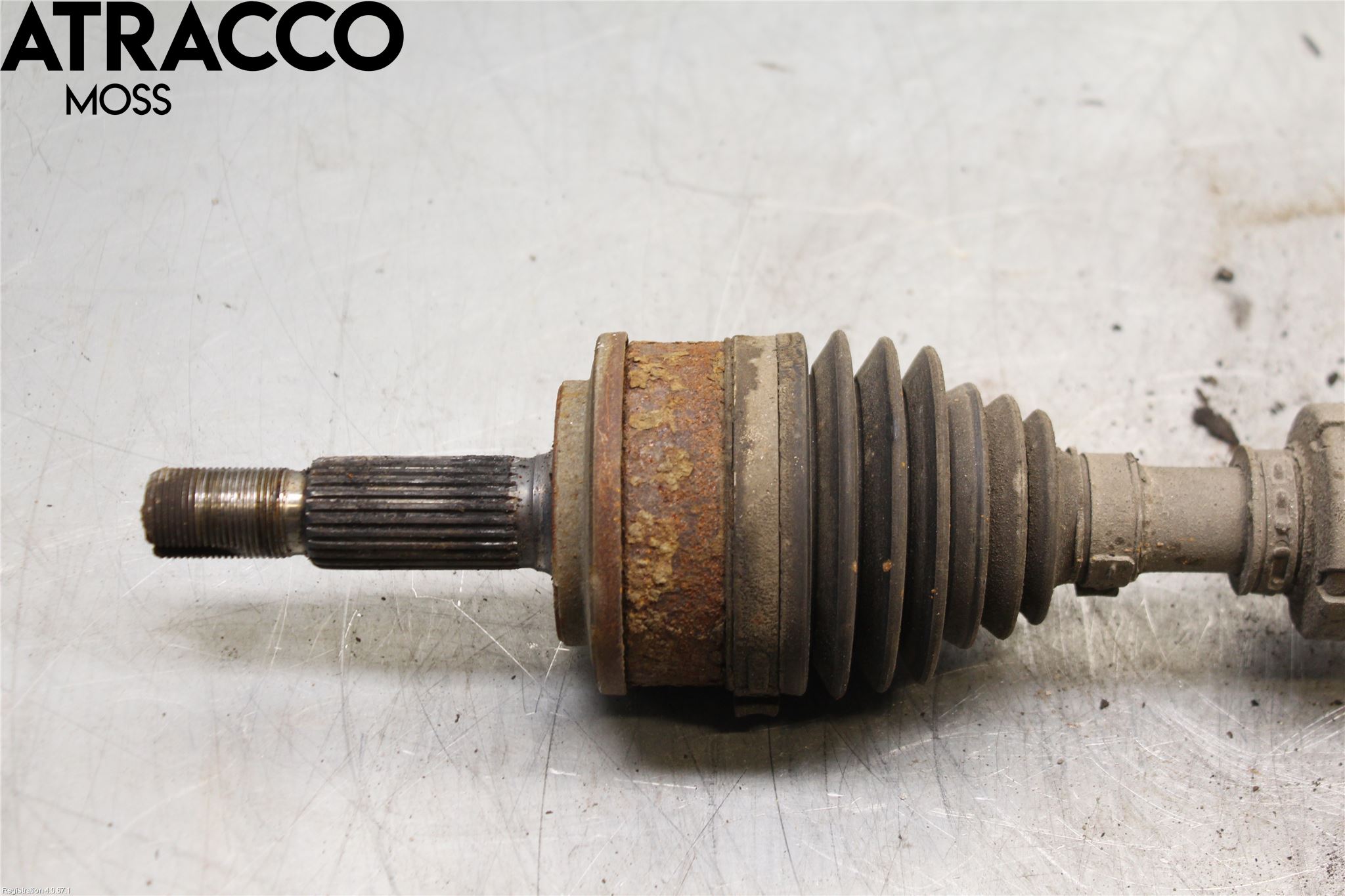 Toyota AURIS 13-19 Drivaksel Foran Kompl Venstre