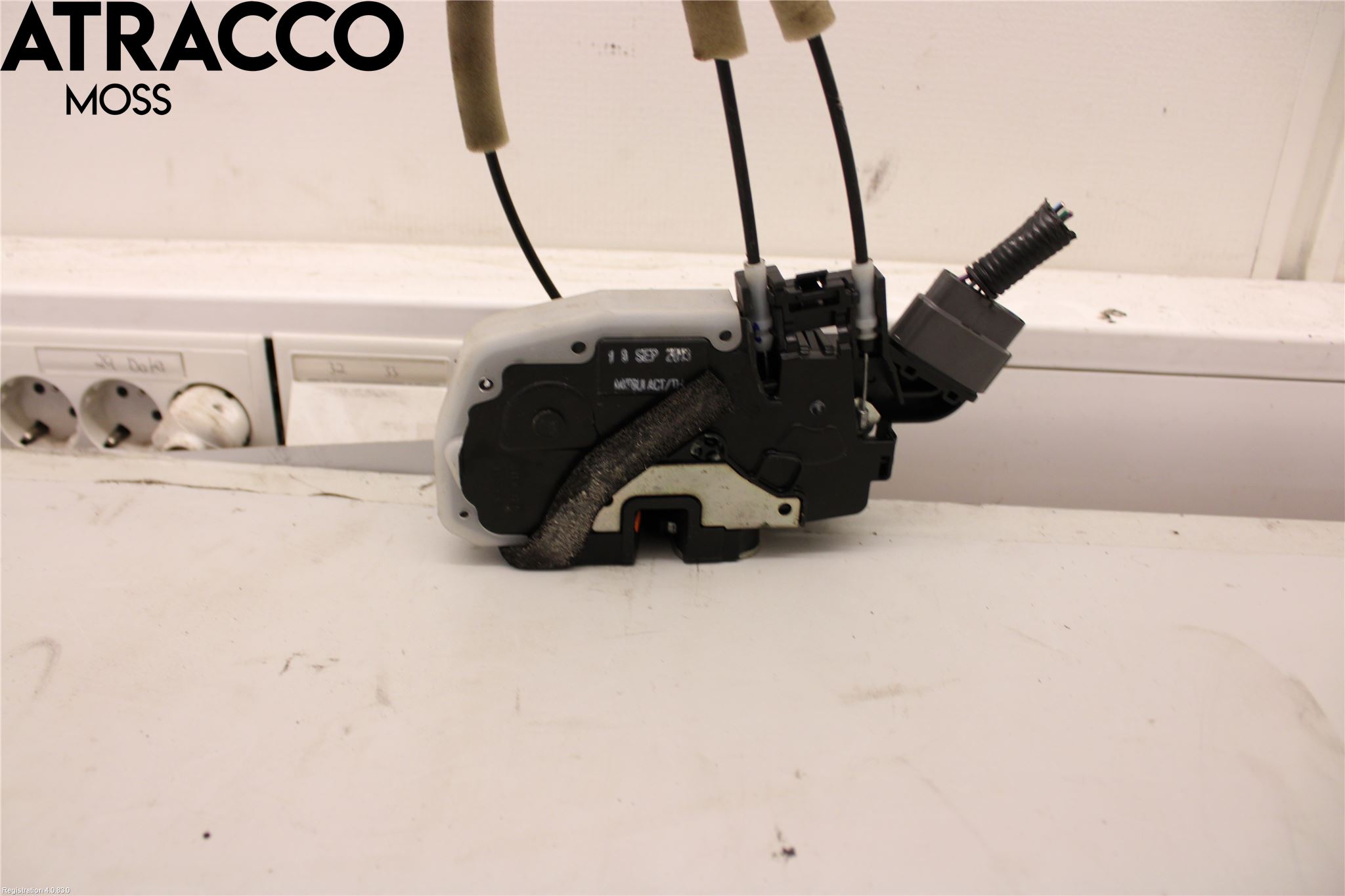 Nissan LEAF 11-17 Dørlås - Låsekasse