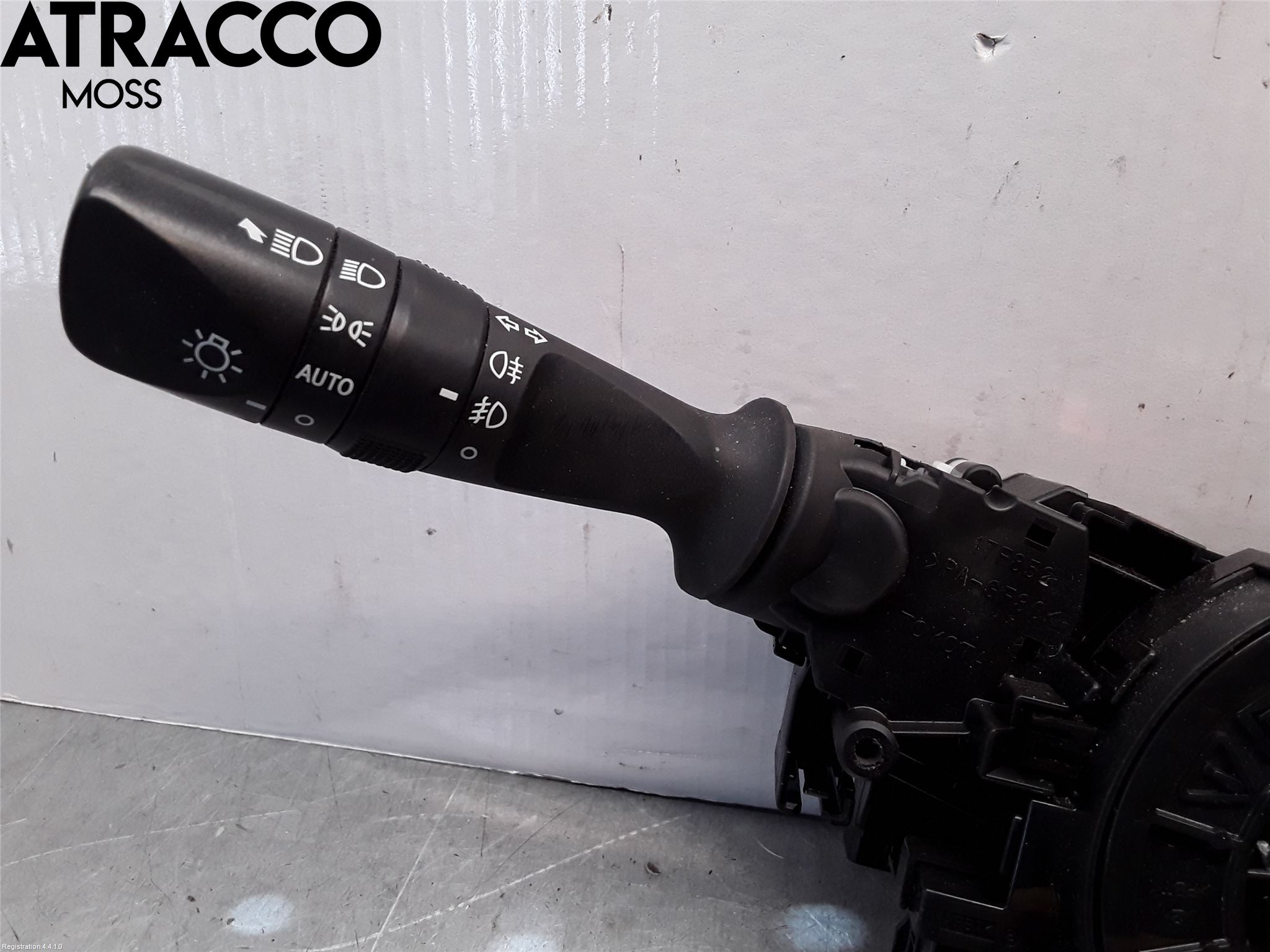 Toyota AURIS 13-19 Bryter Ratt Kombi H Og V