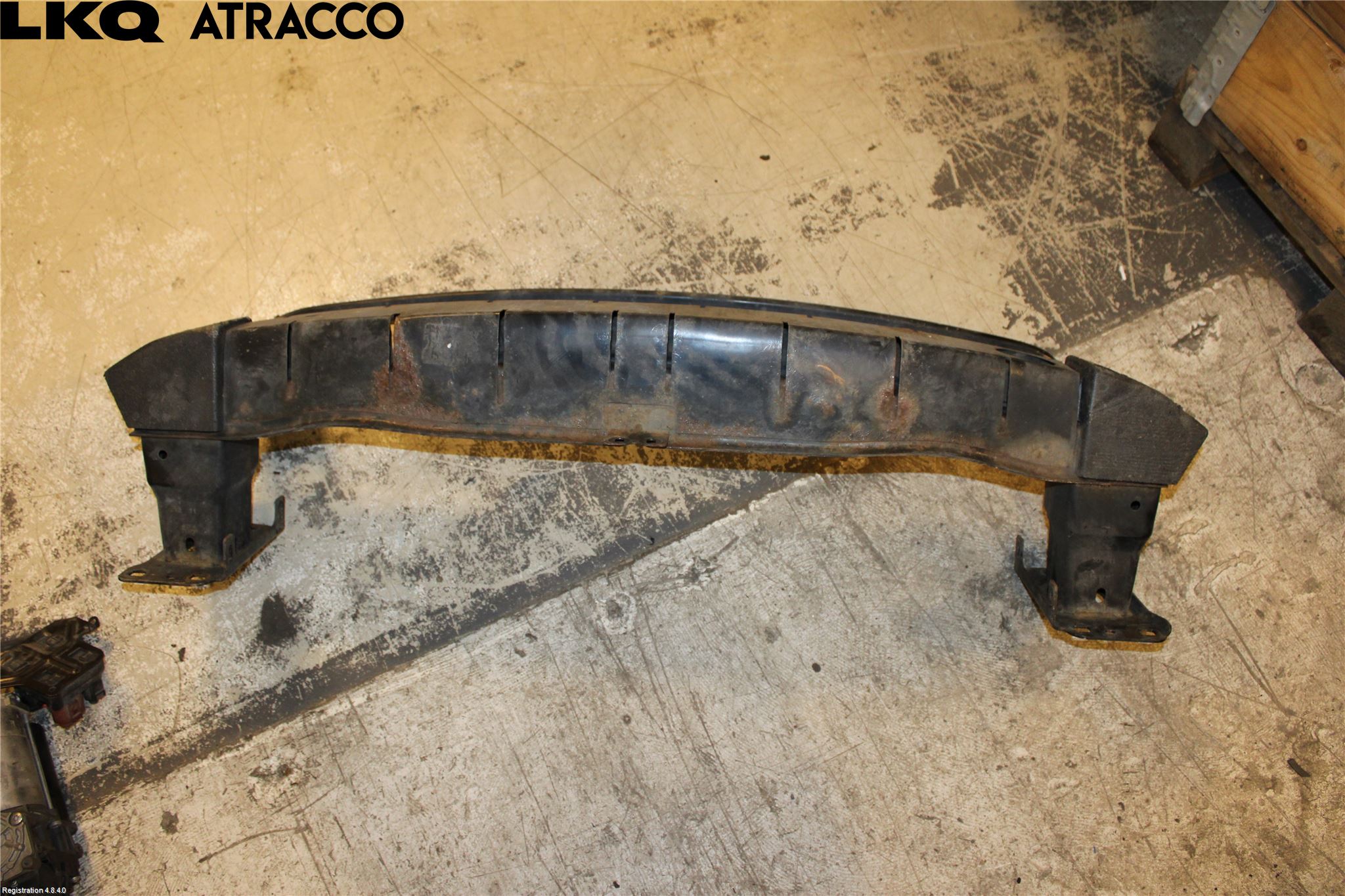 Volkswagen VW JETTA V 06-10 Støtfanger Foran Bjelke