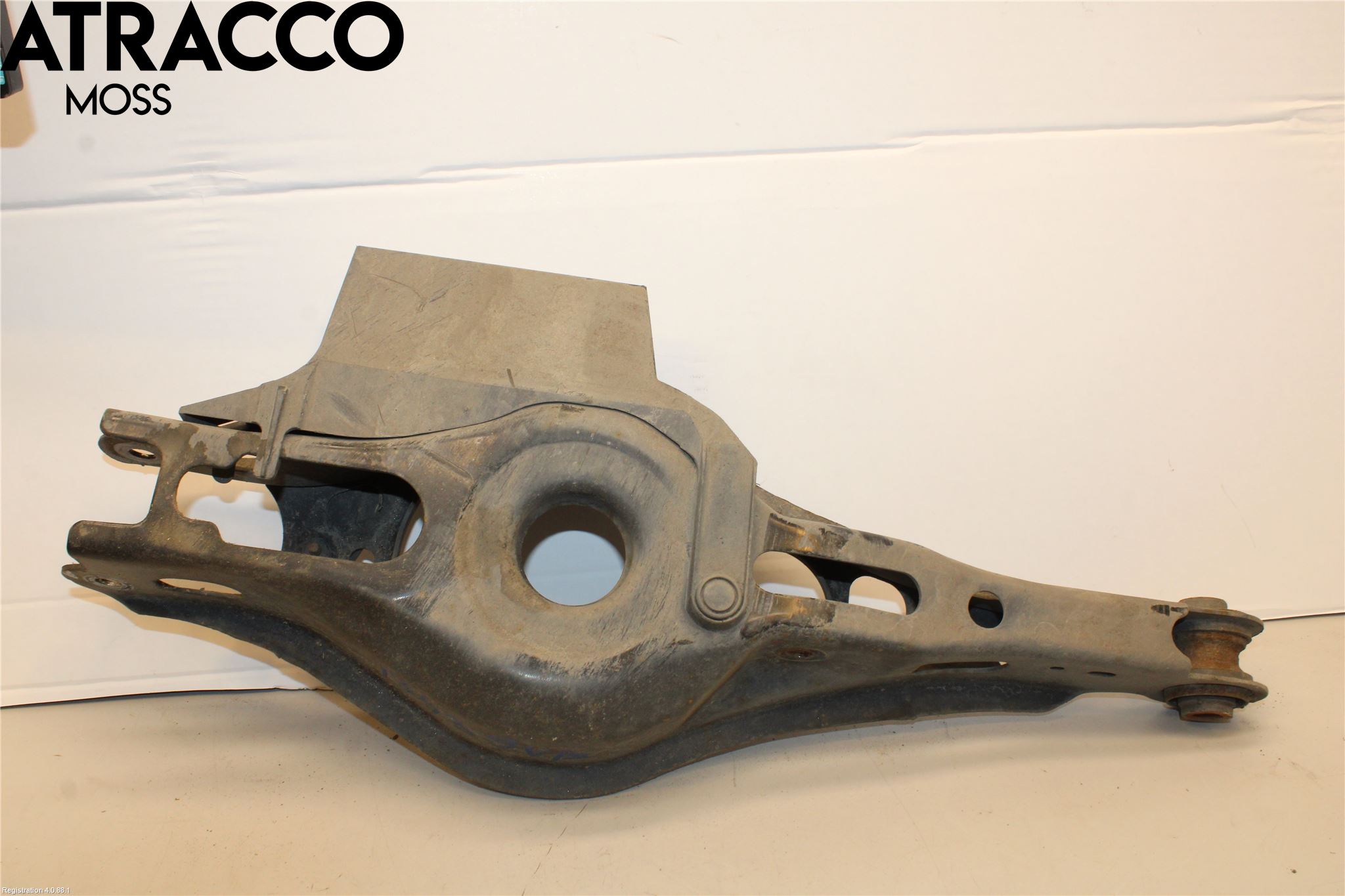 Toyota RAV4 19- Bærearm Bak Venstre