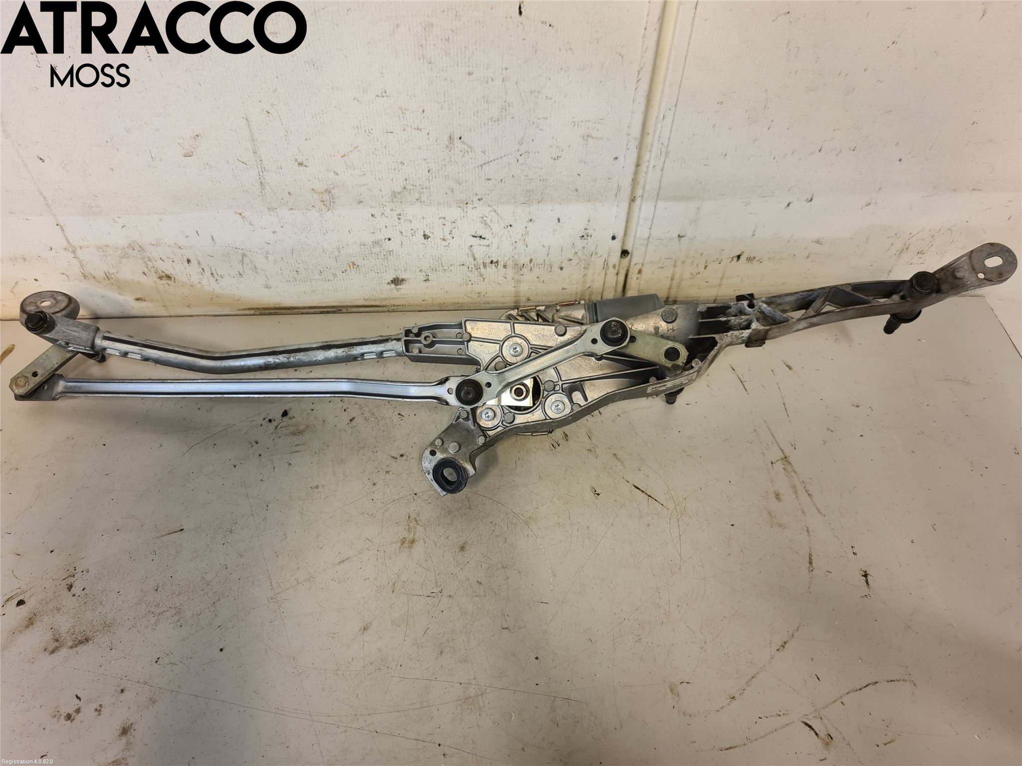 Mercedes-Benz MB E-KLASS (W212) 09-16 Viskermotor Frontrute