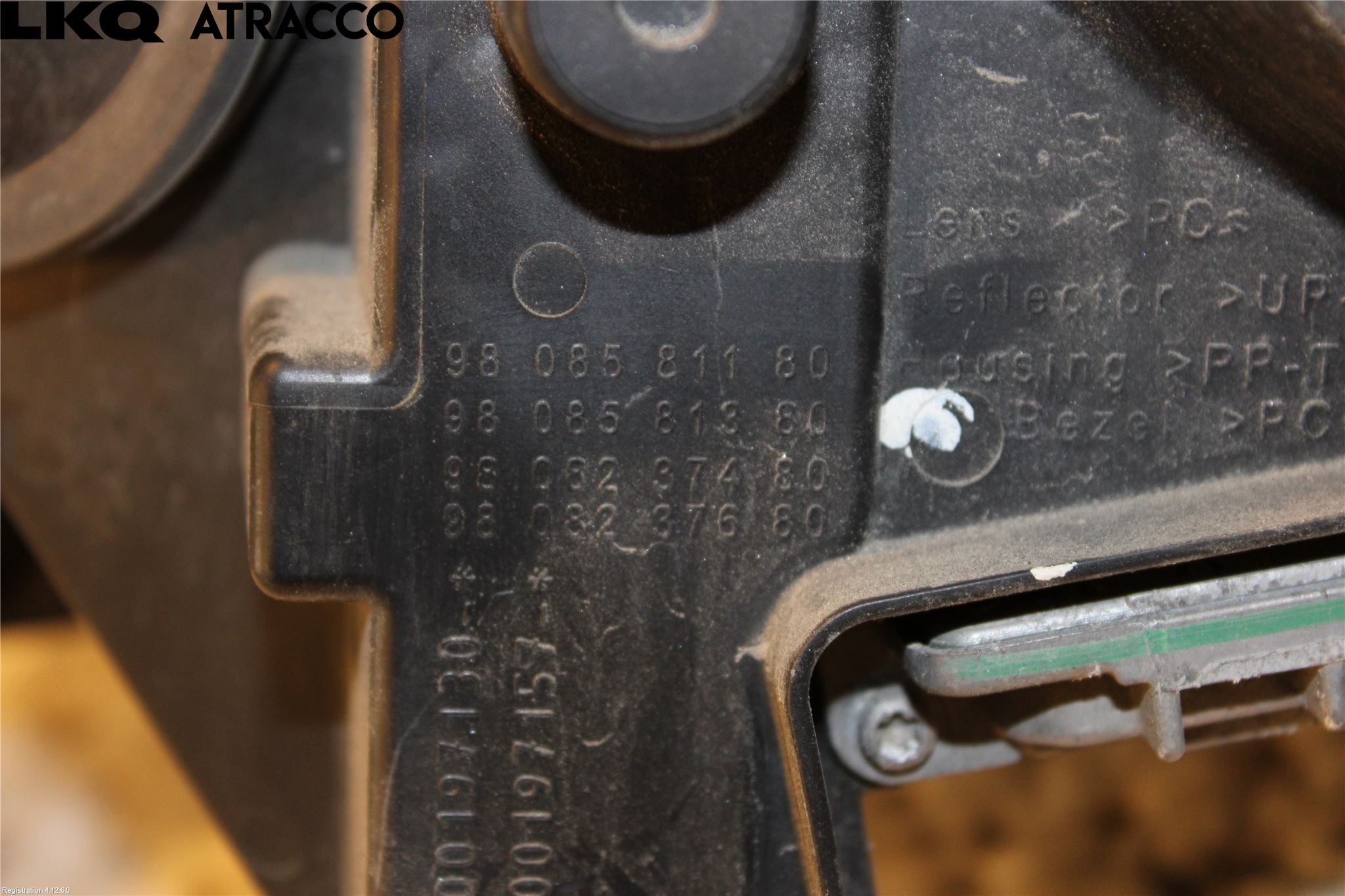 Toyota PROACE II 16- Frontlykt Høyre