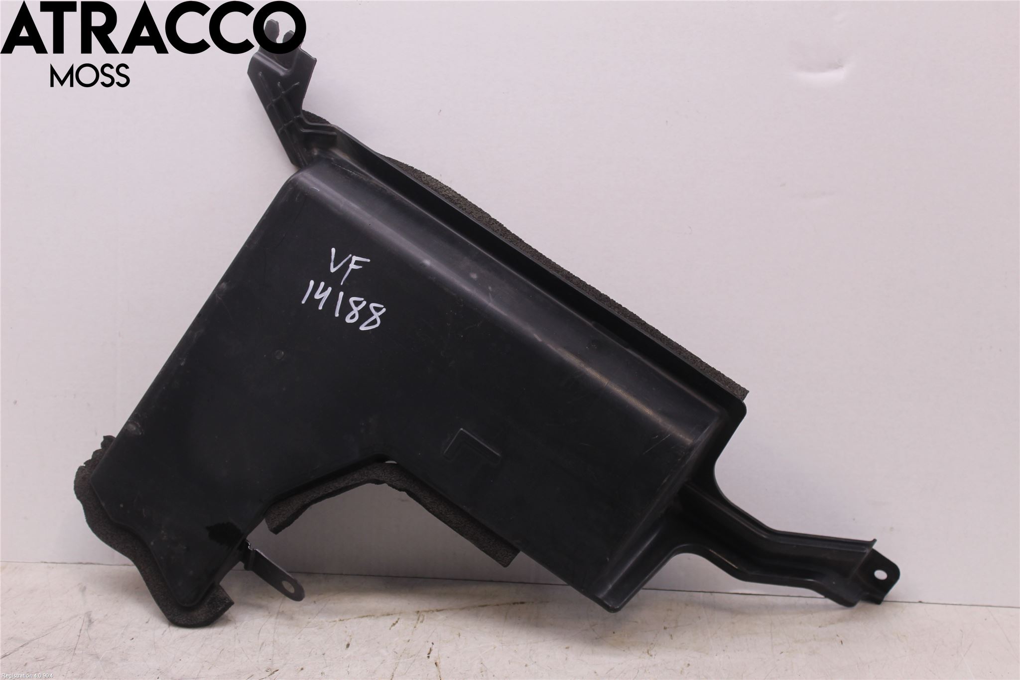 Nissan LEAF 11-17 Radiator Feste - Ramme - Bjelk