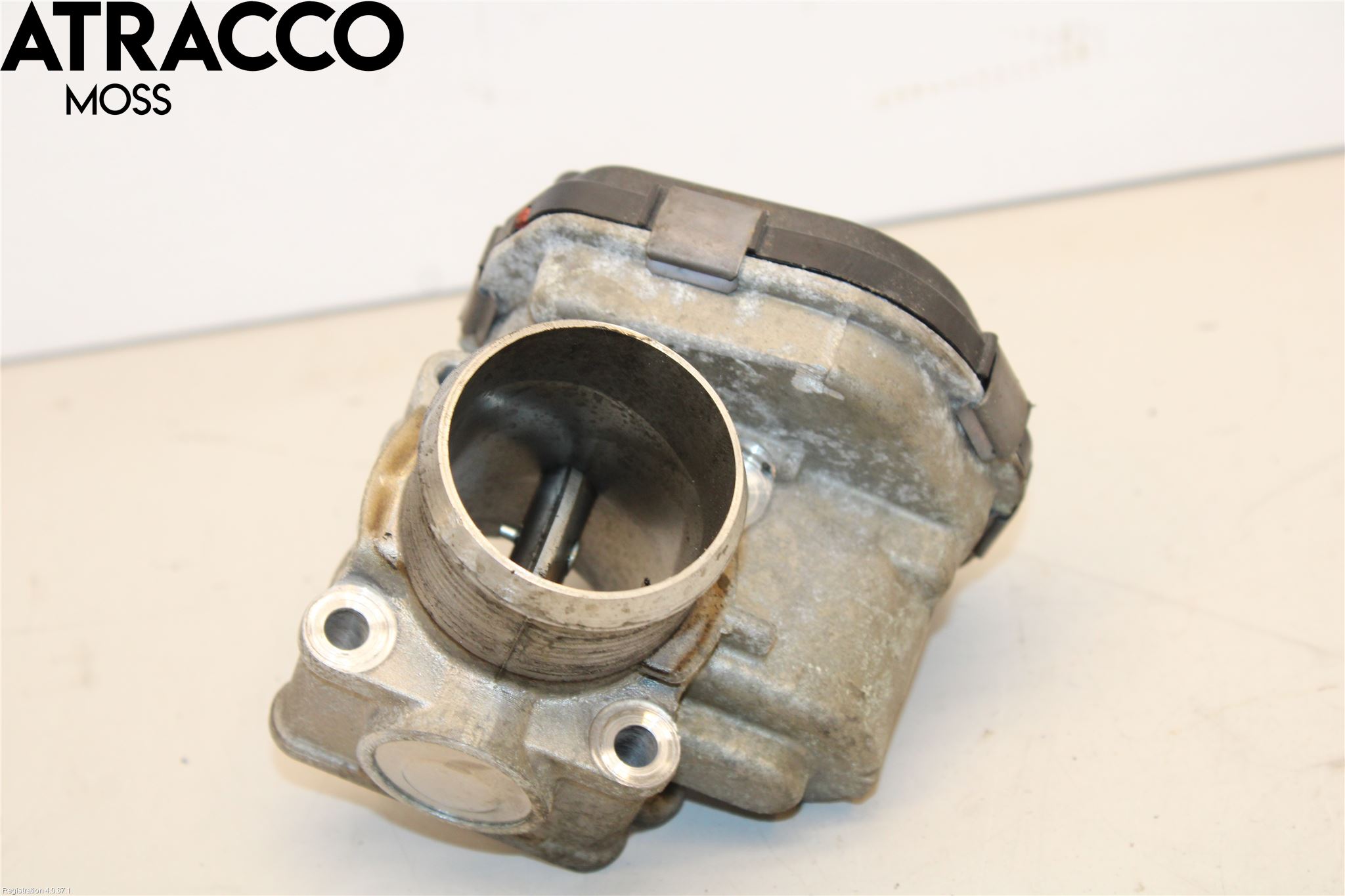 Volvo V40 12-19 Inns Spjeldhus