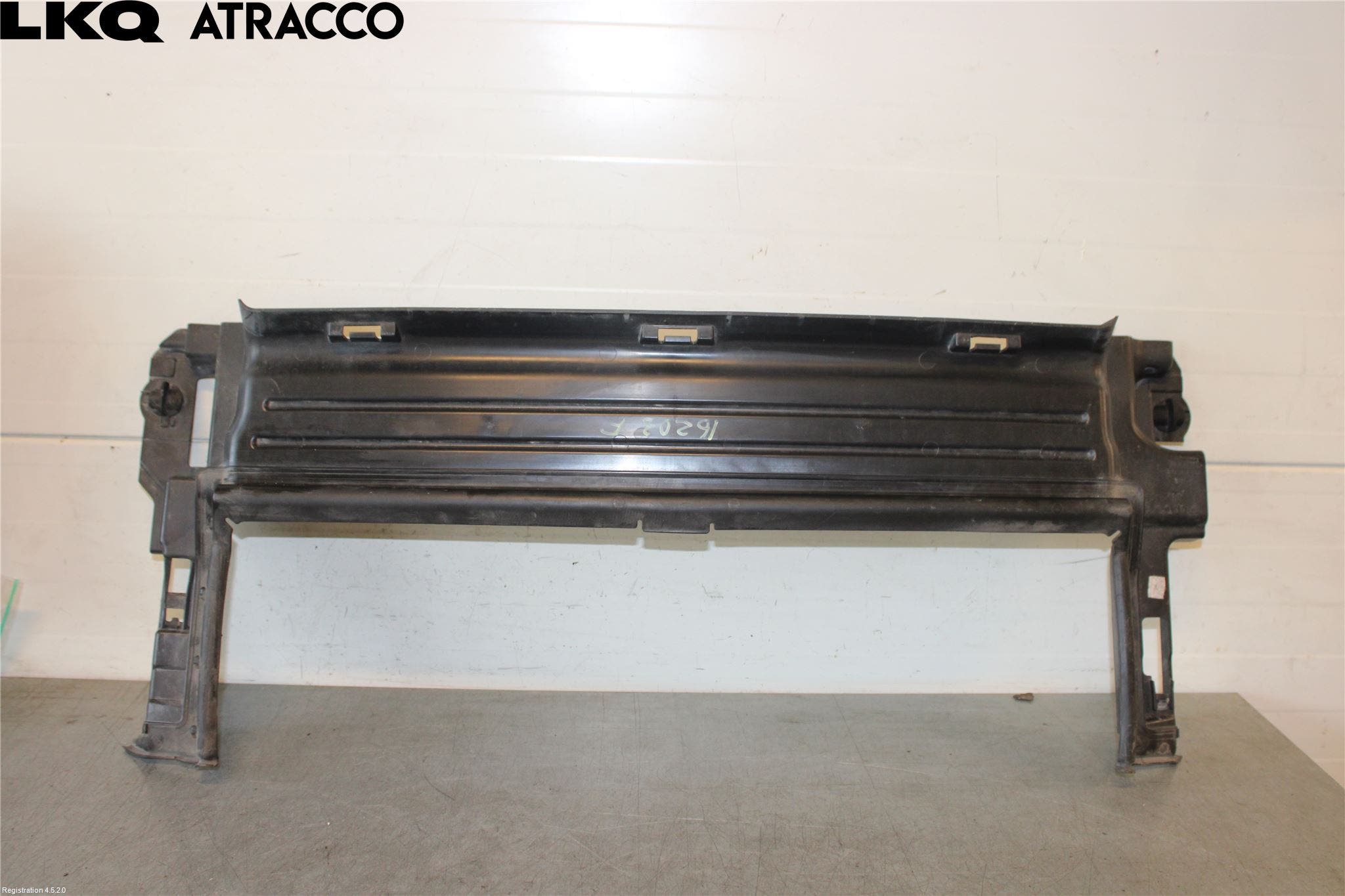 Volvo V40 12-19 Luftstyring Front