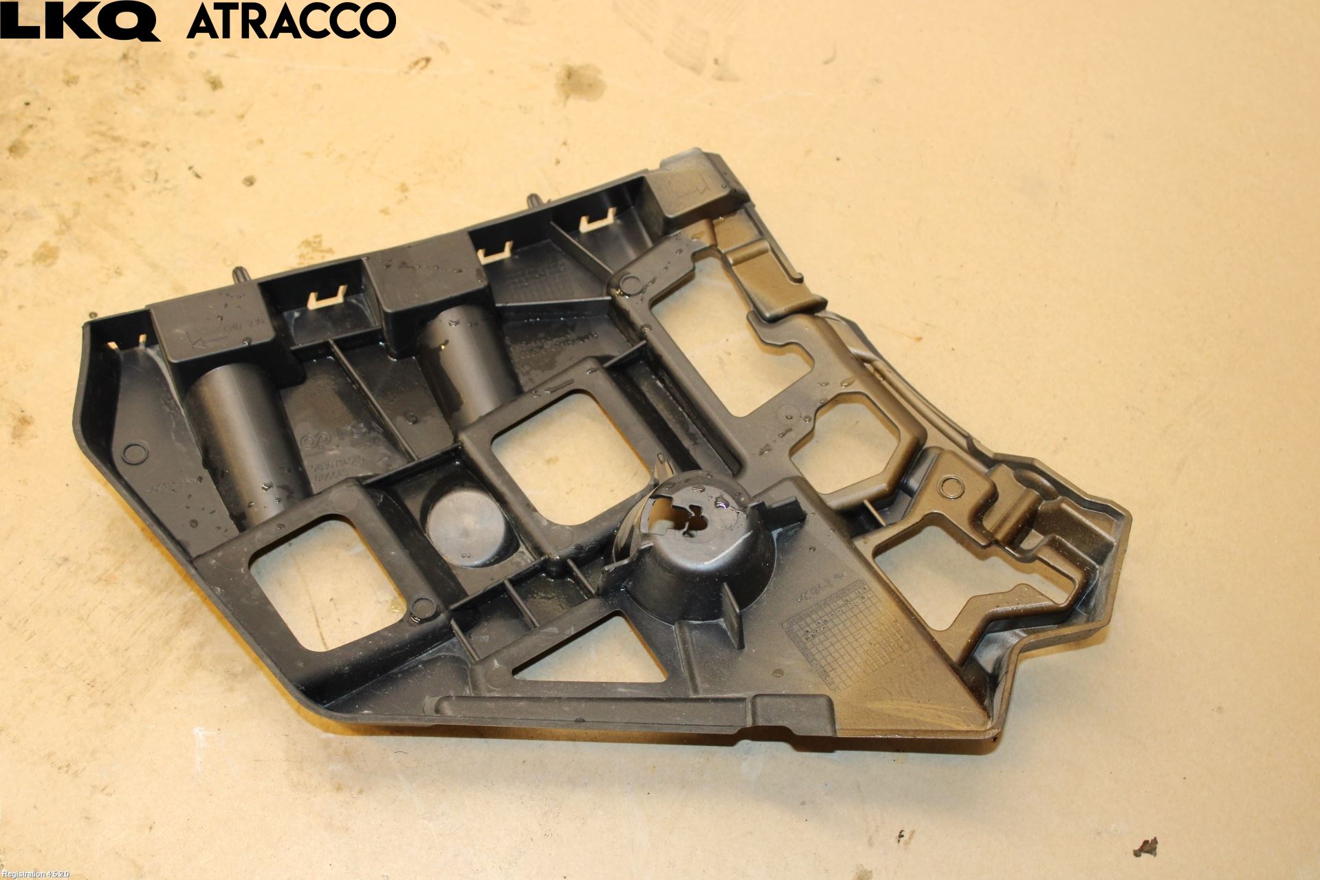 Citroen C4/E-C4 C4X/E-C4X III 21- Støtfanger Bak Feste